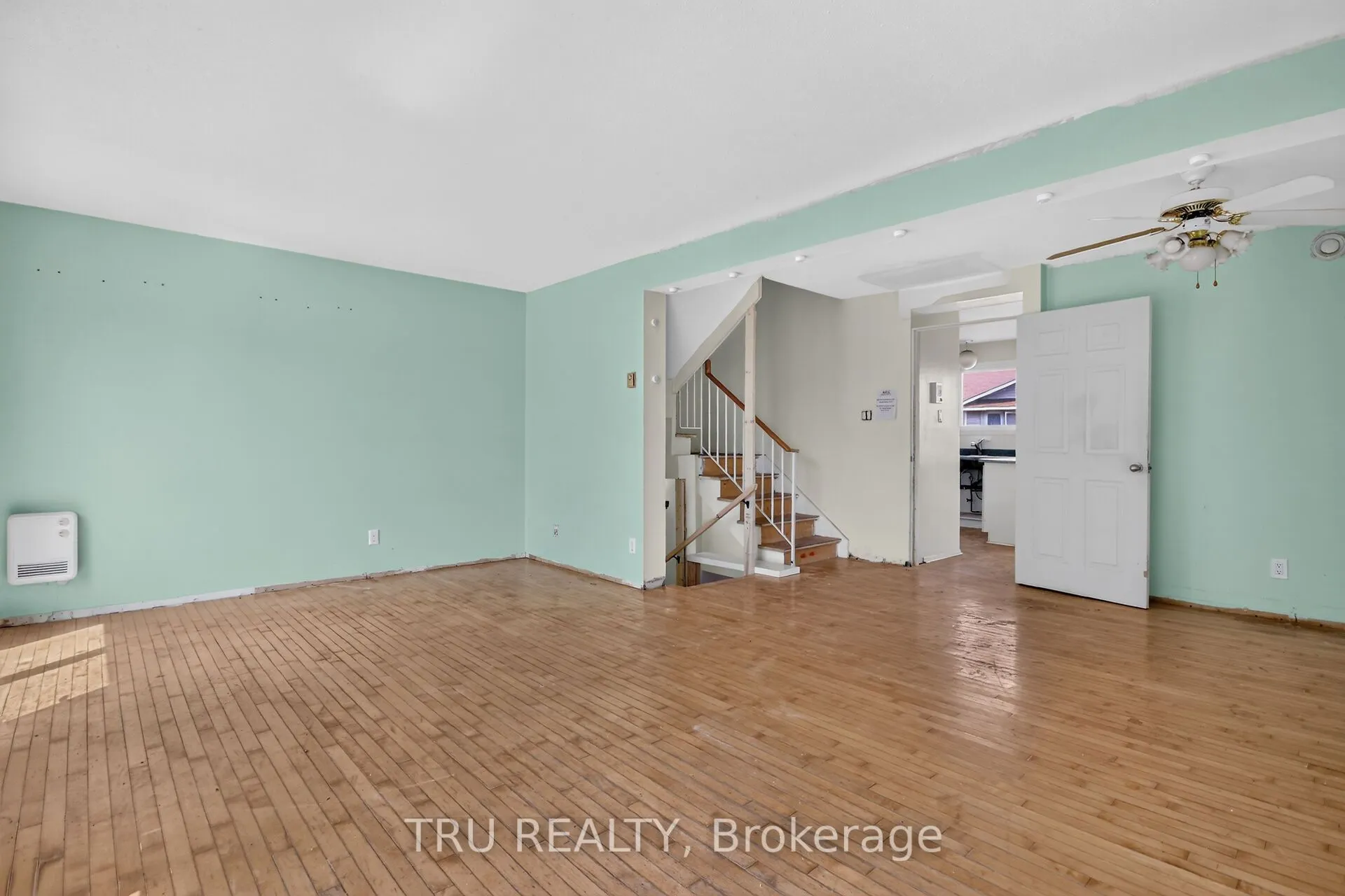 2050 Riviera Terrace #27