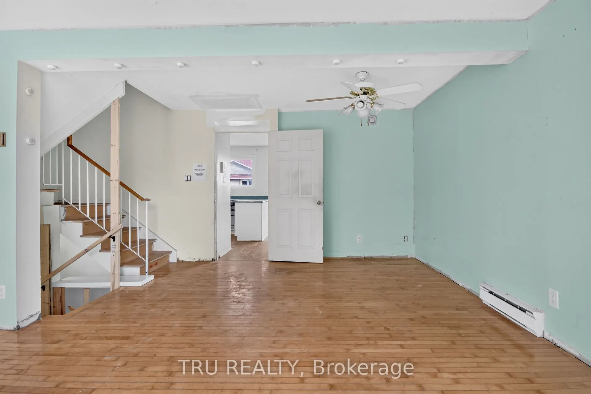 2050 Riviera Terrace #27