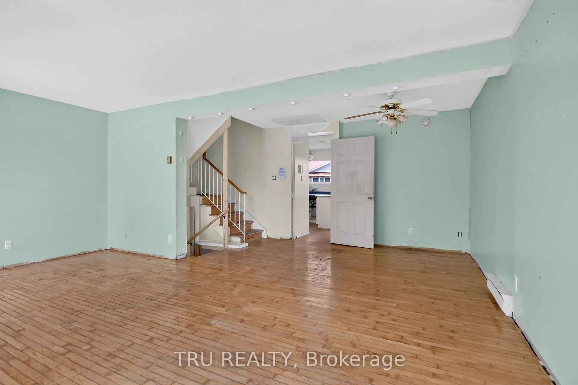 2050 Riviera Terrace #27