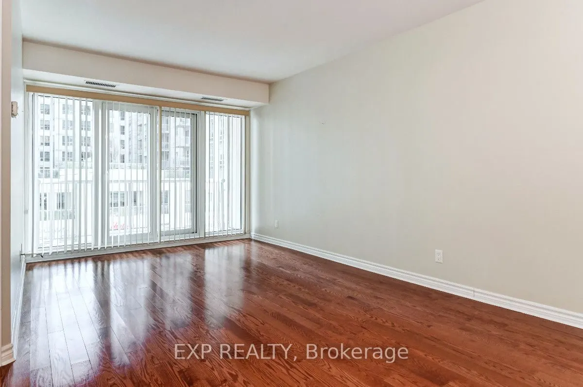 234 Rideau Street #304