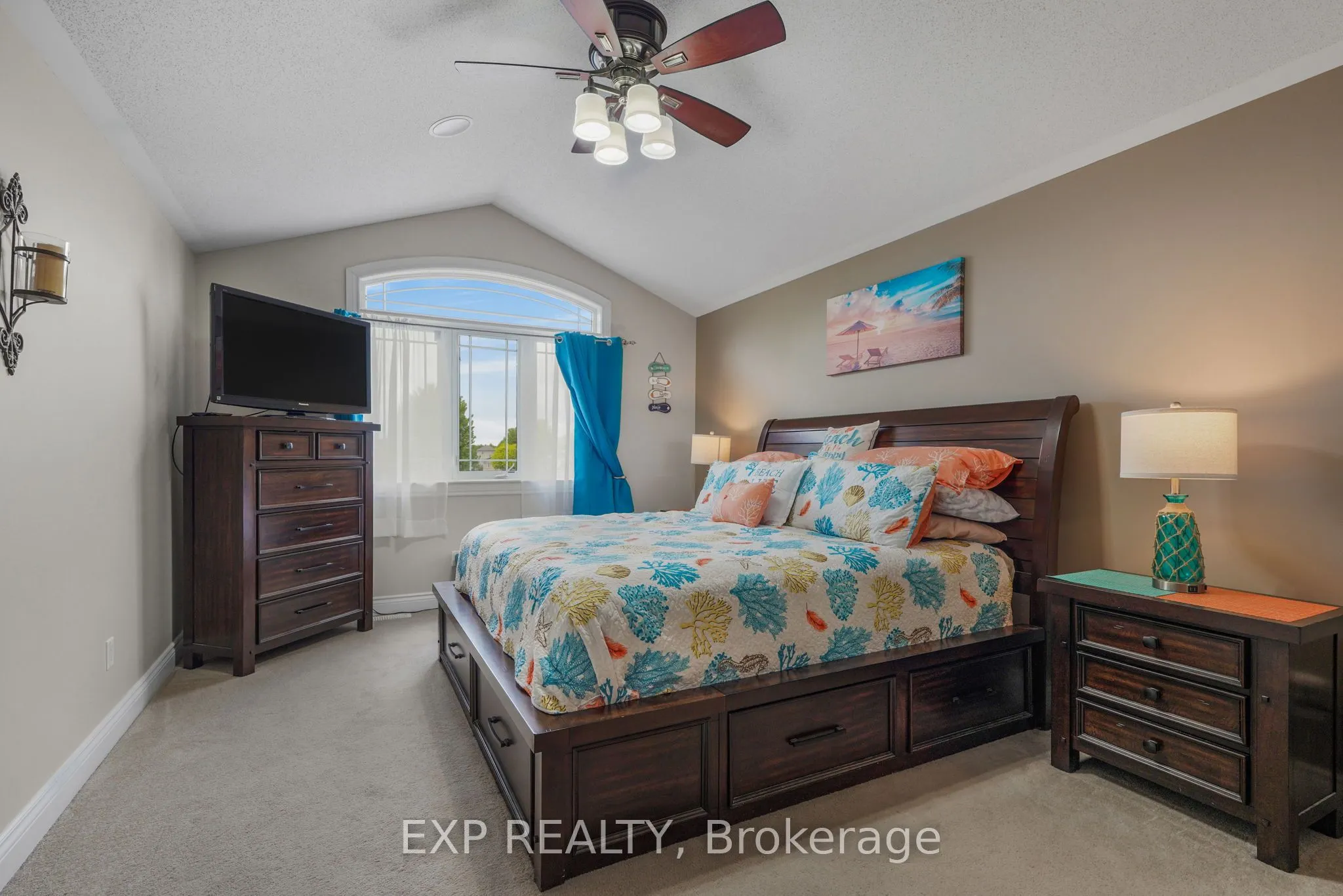 224 Topaze Crescent