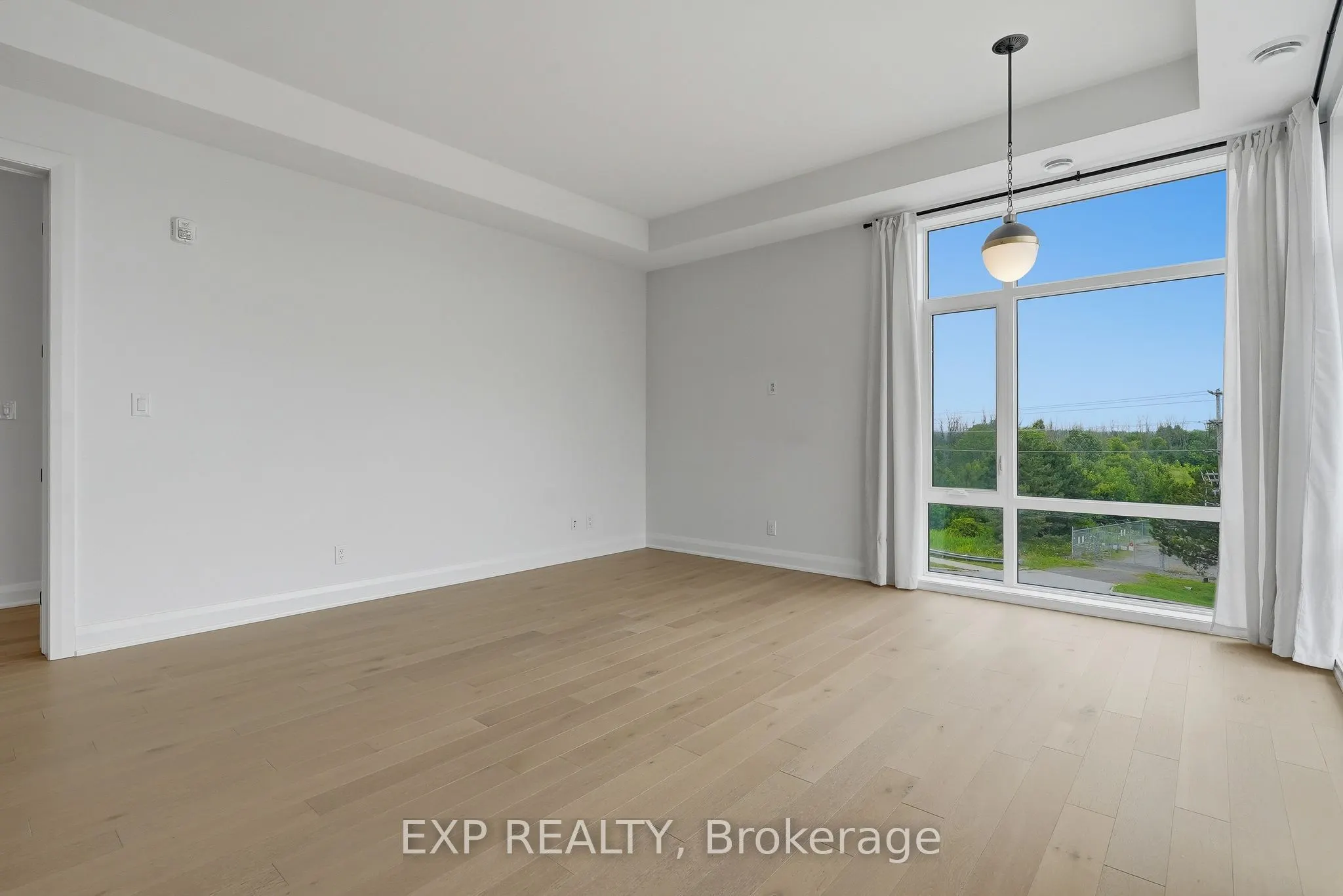 100 Cortile Private #301