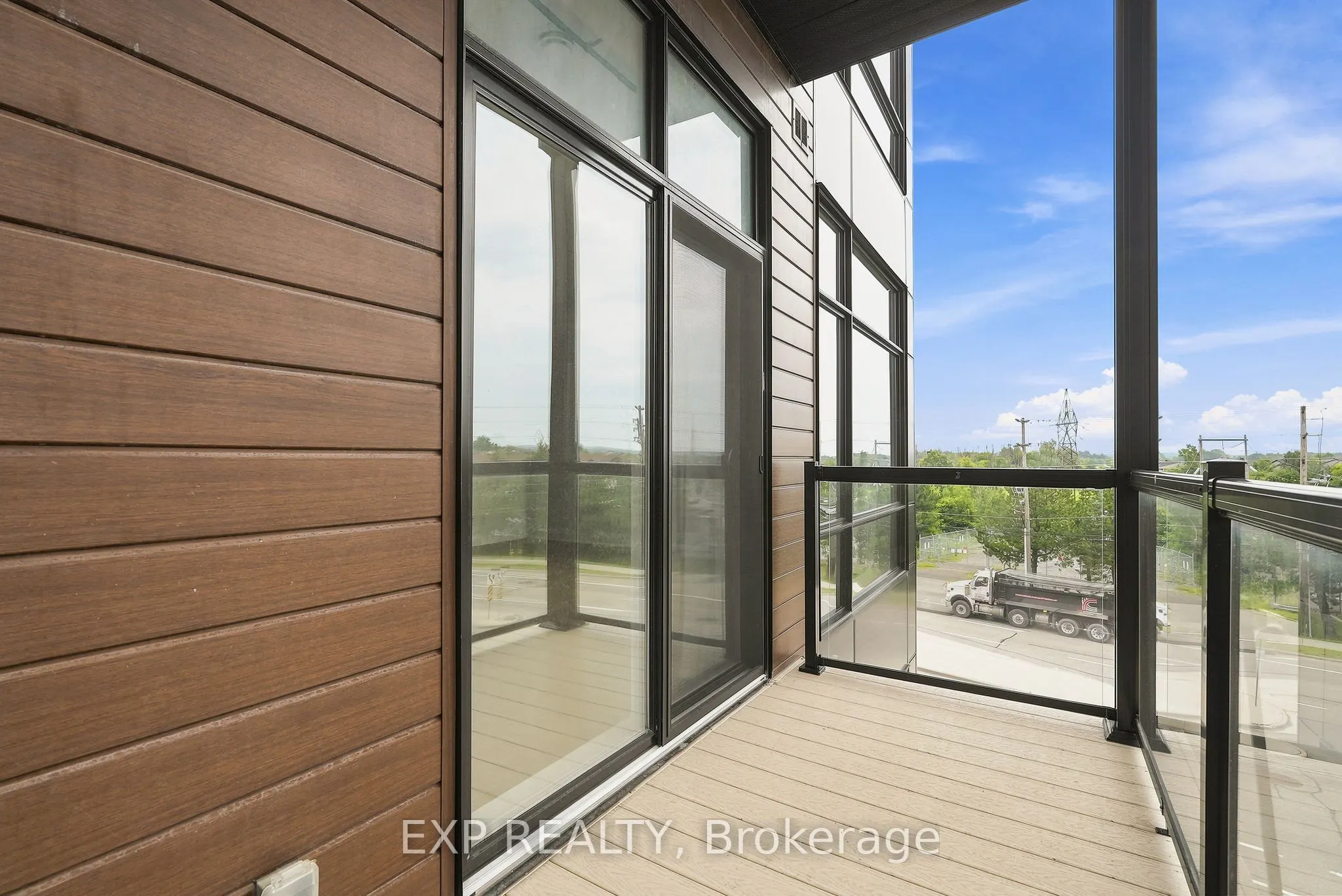 100 Cortile Private #301