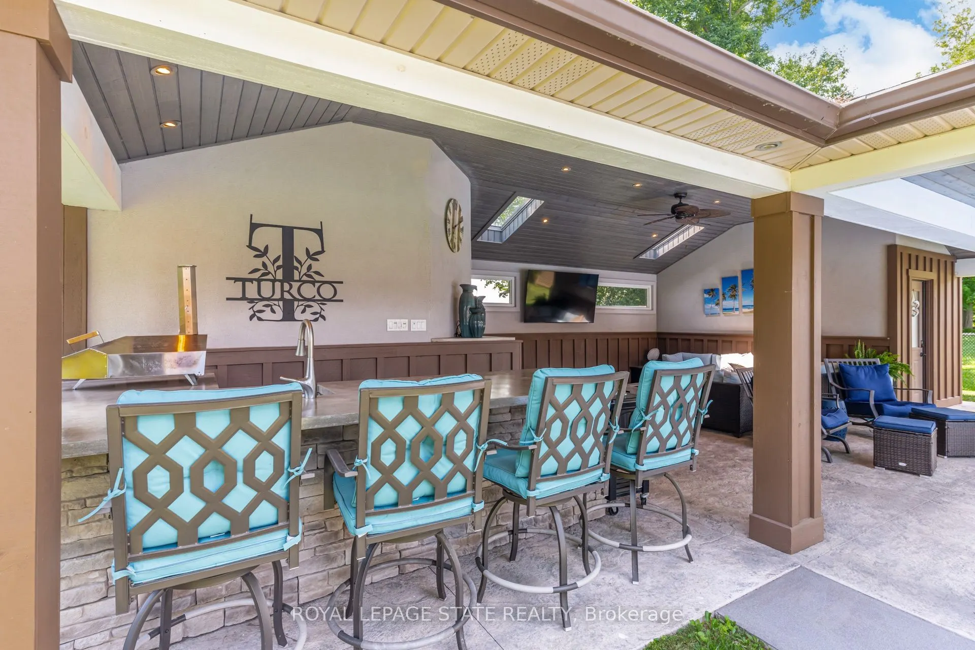 994 Courtland Drive