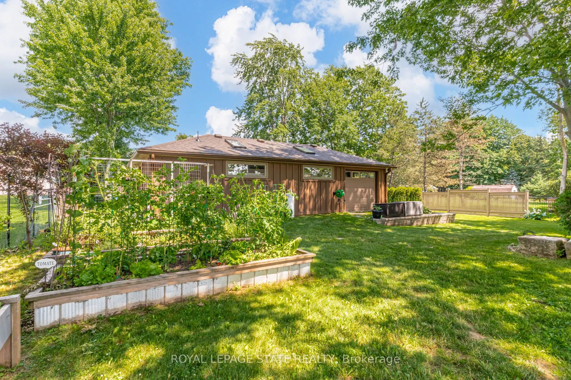 994 Courtland Drive