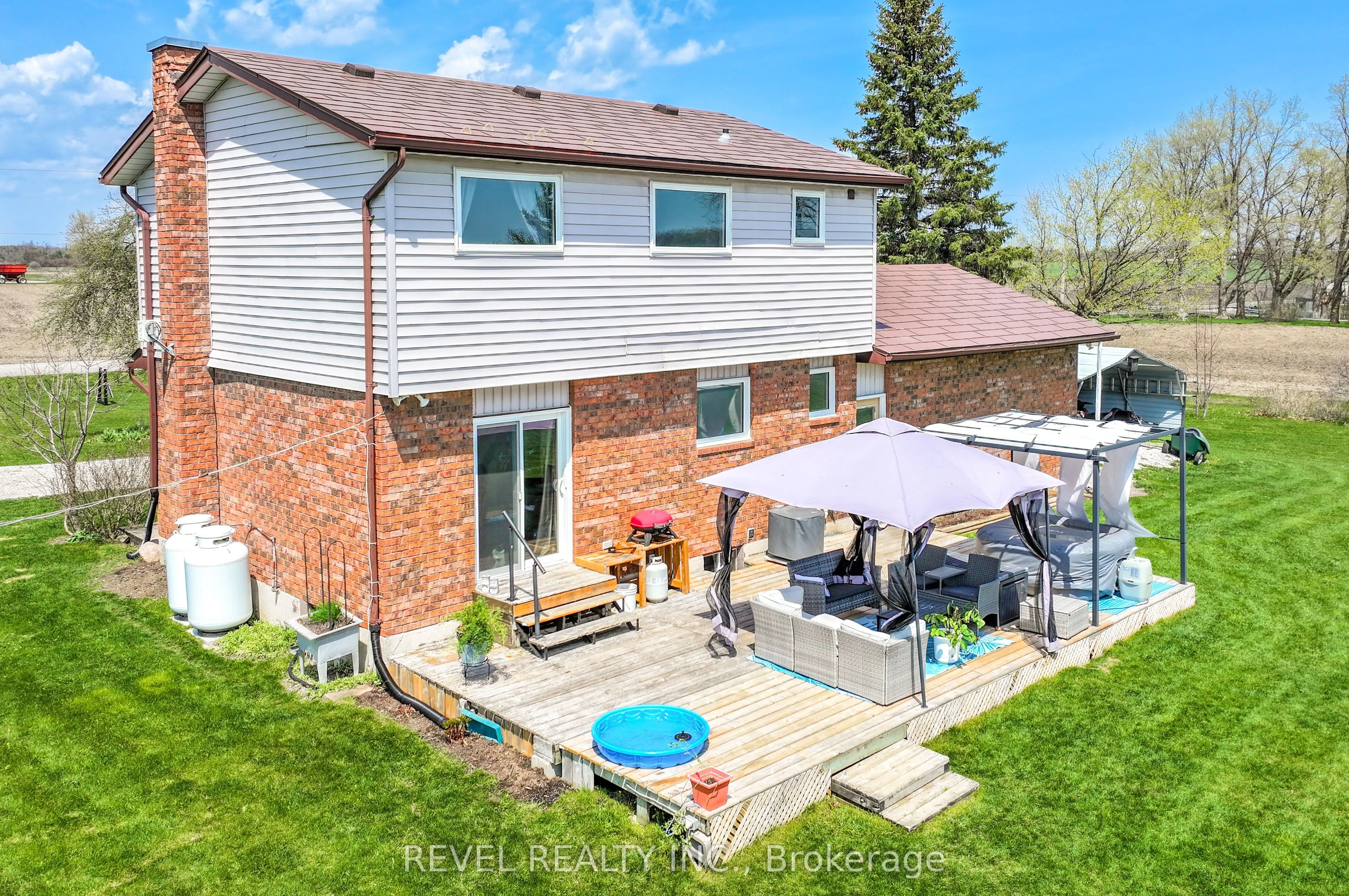 1038 Cresswell Road