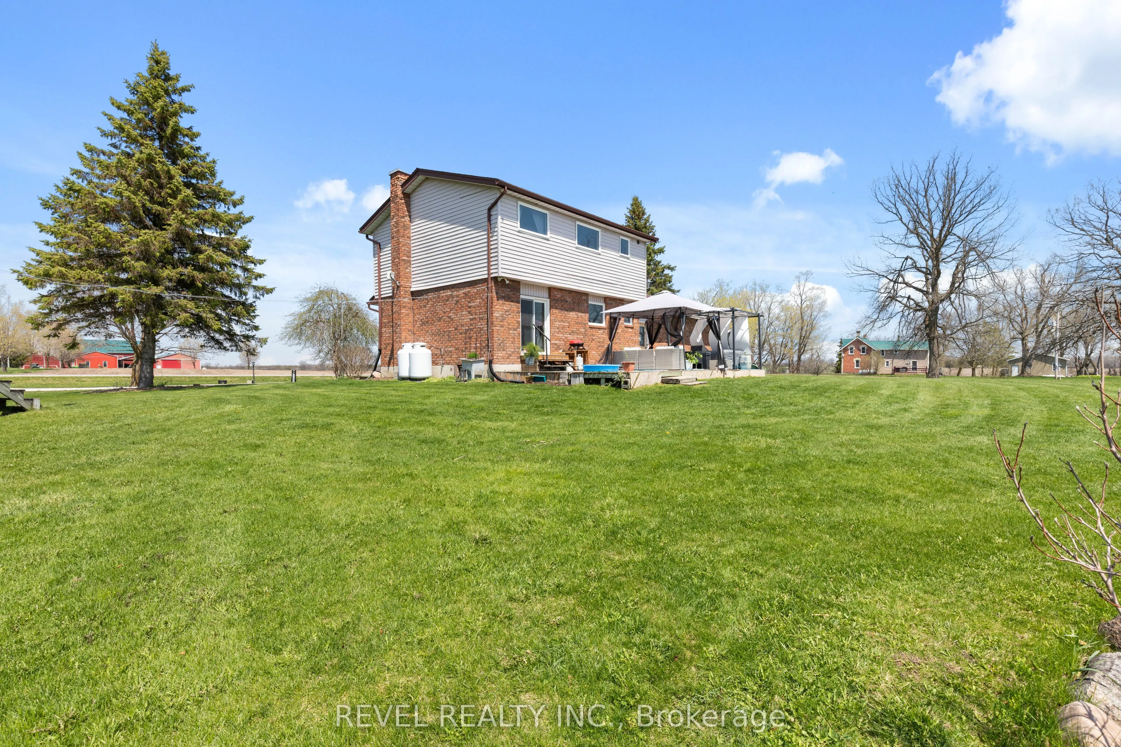 1038 Cresswell Road