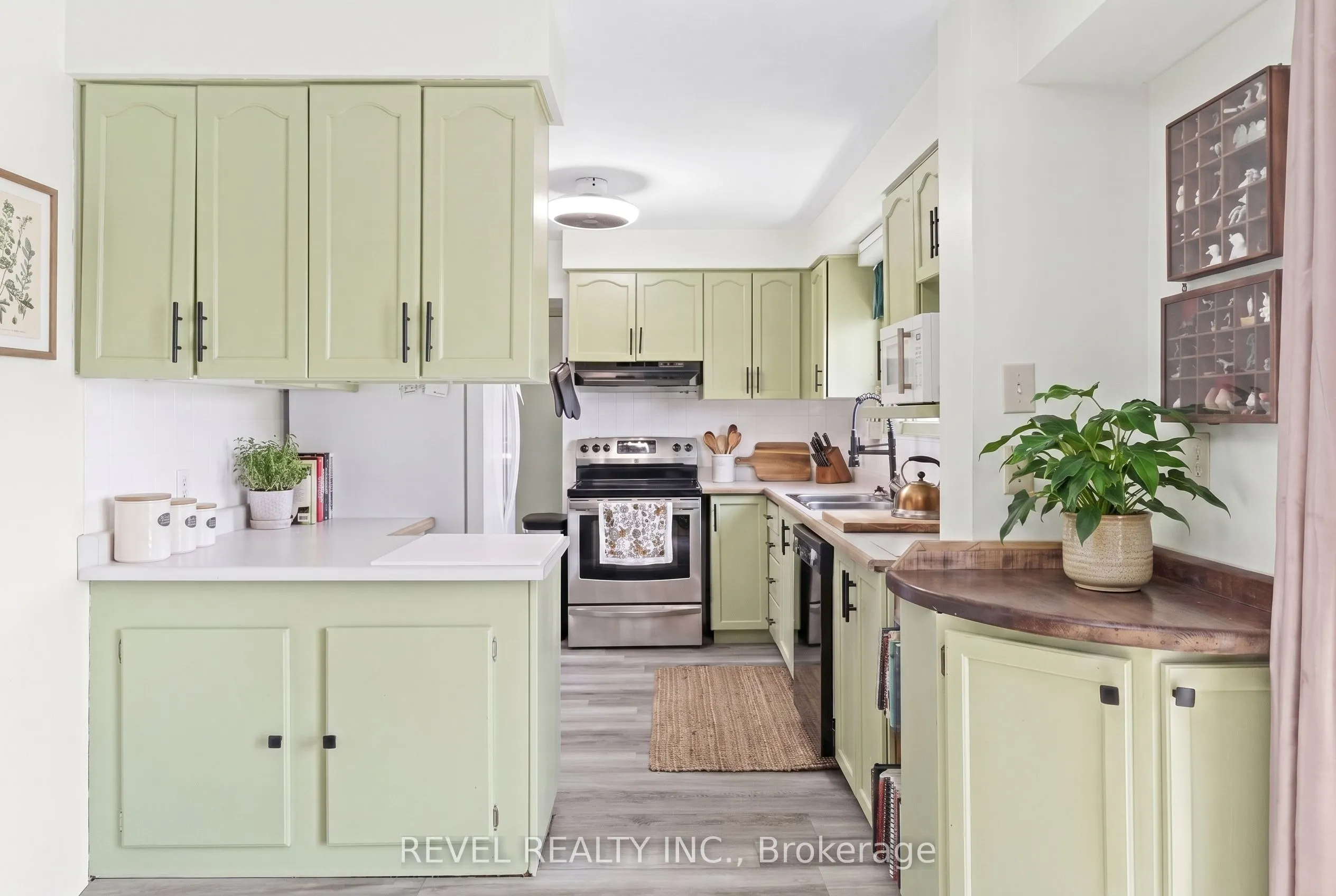 1038 Cresswell Road