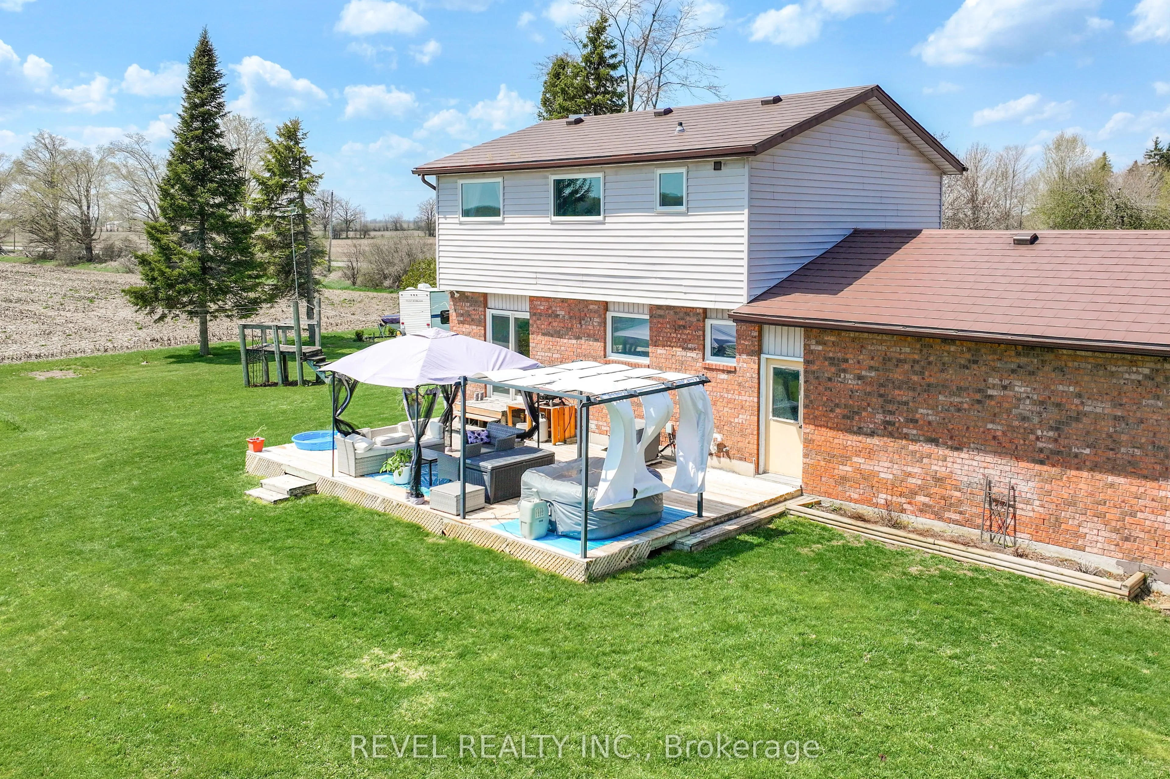 1038 Cresswell Road