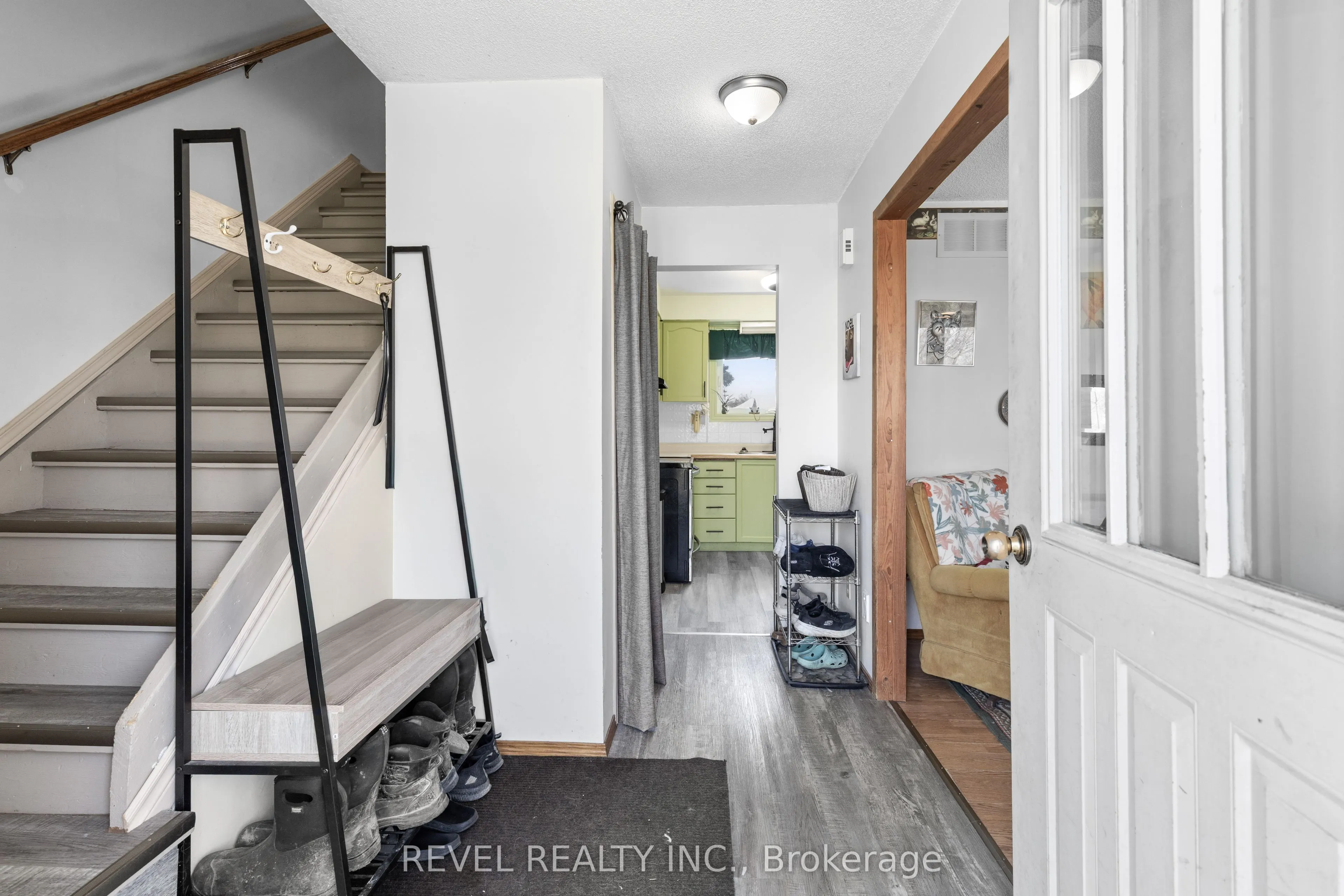 1038 Cresswell Road