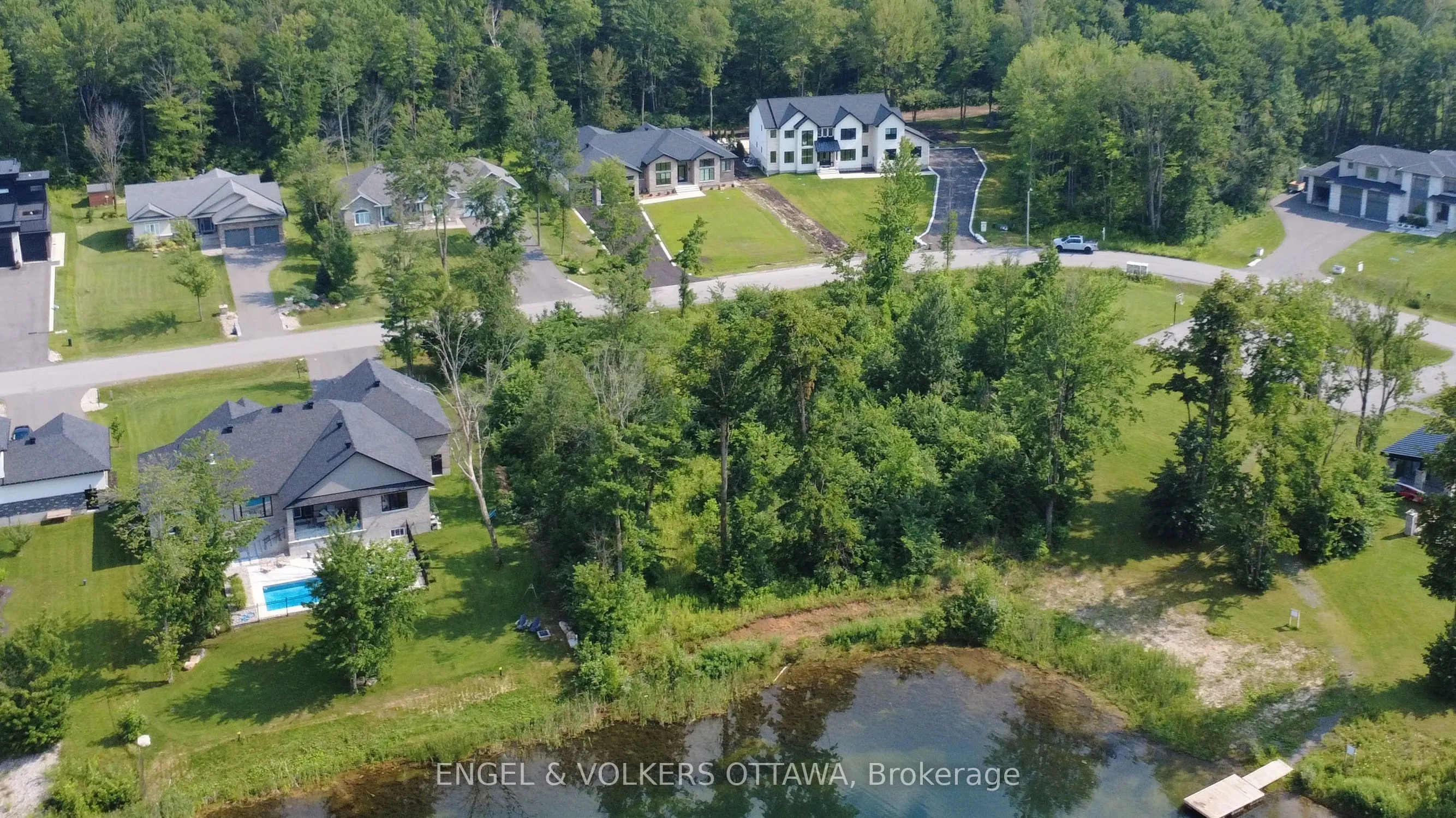 576 Shoreway Drive