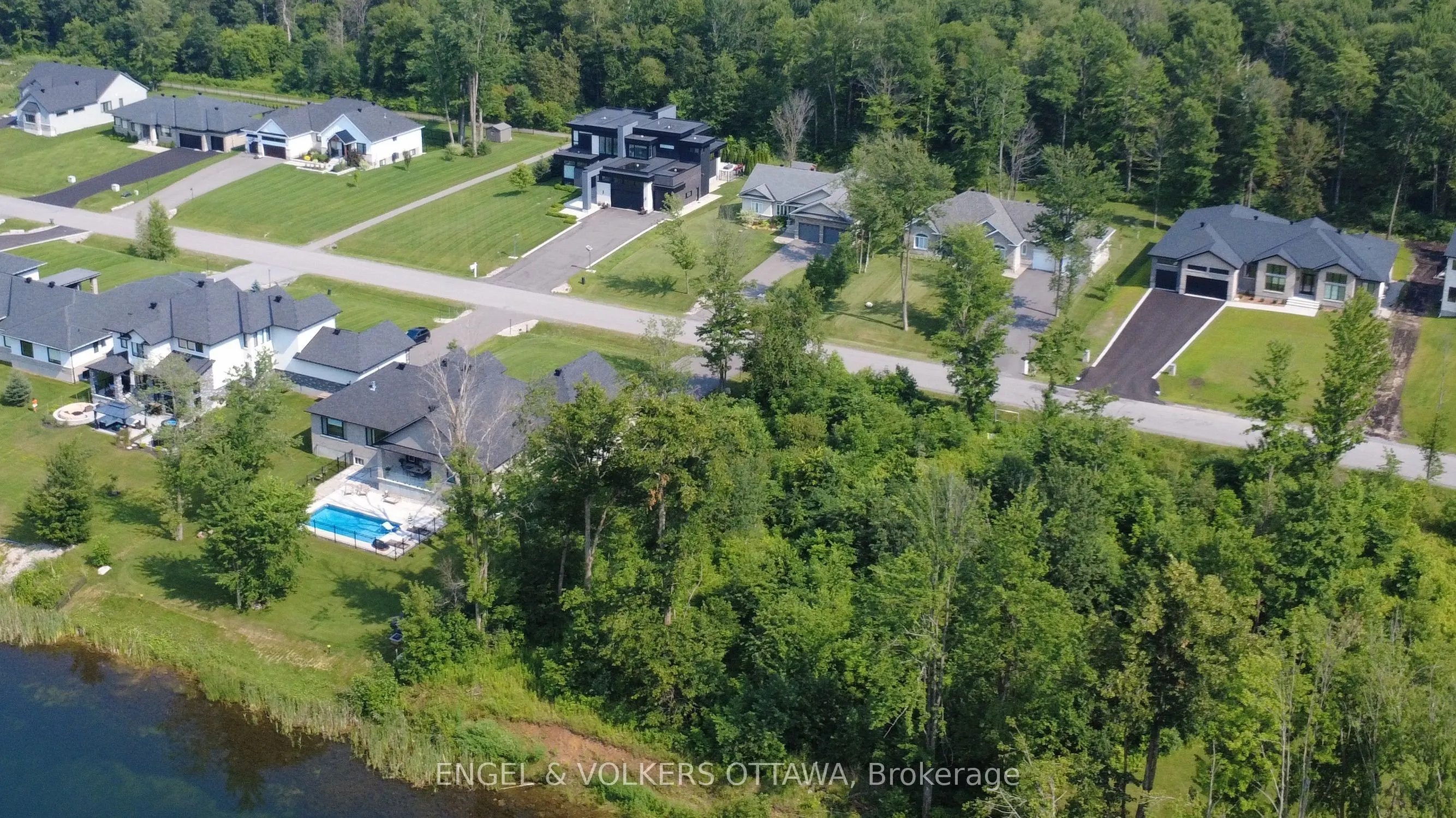 576 Shoreway Drive