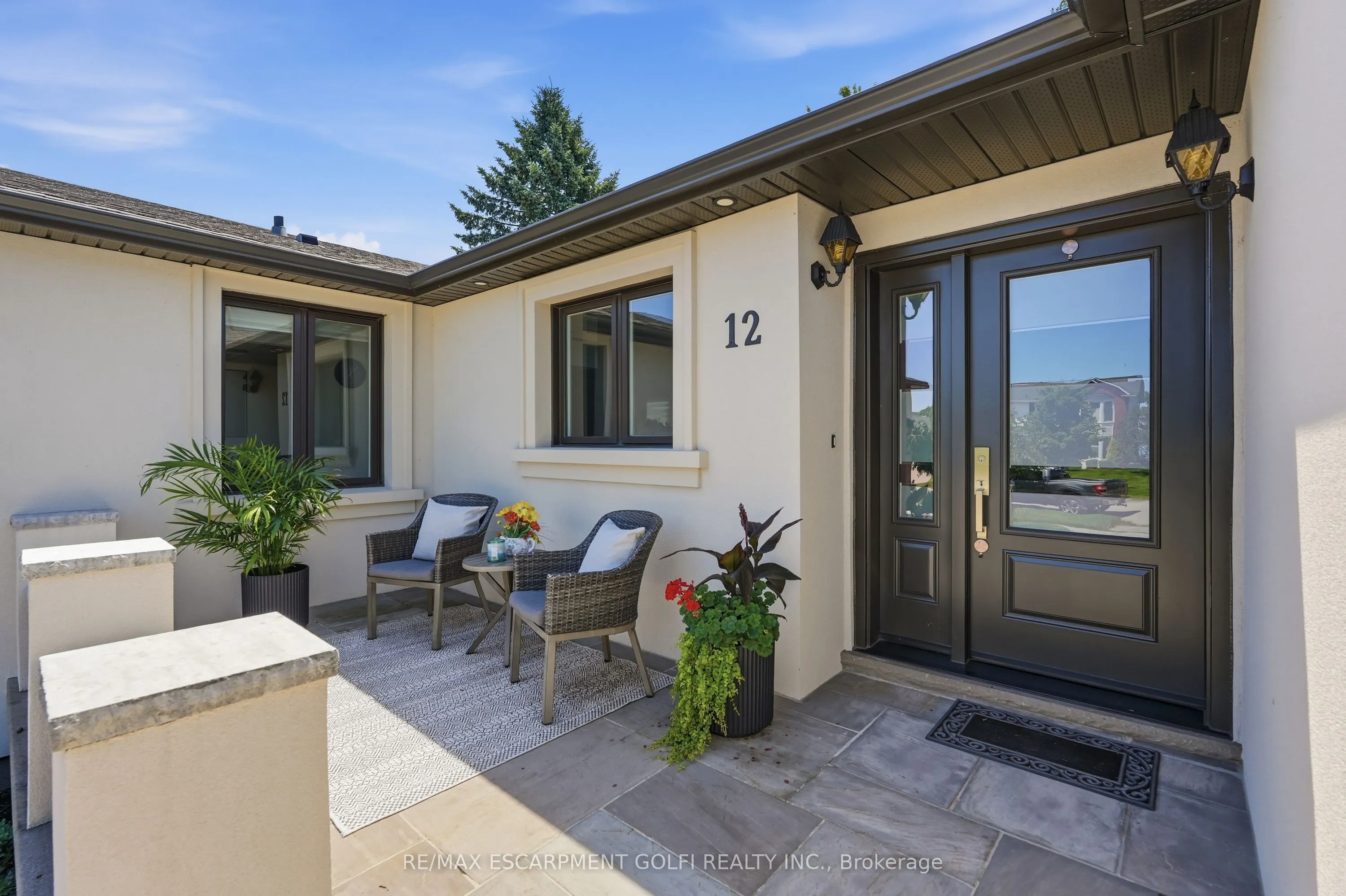 12 Cheval Drive
