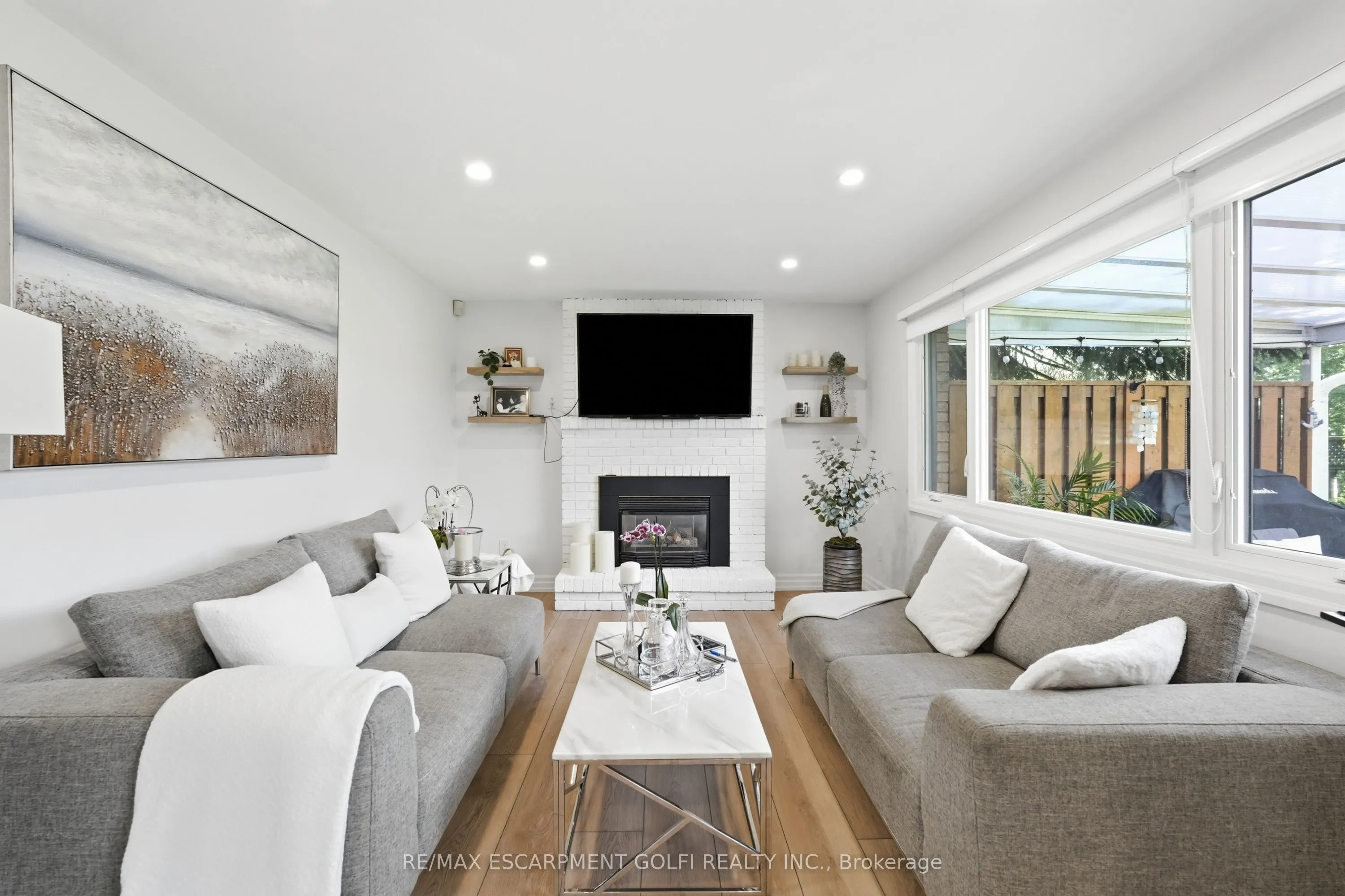 12 Cheval Drive