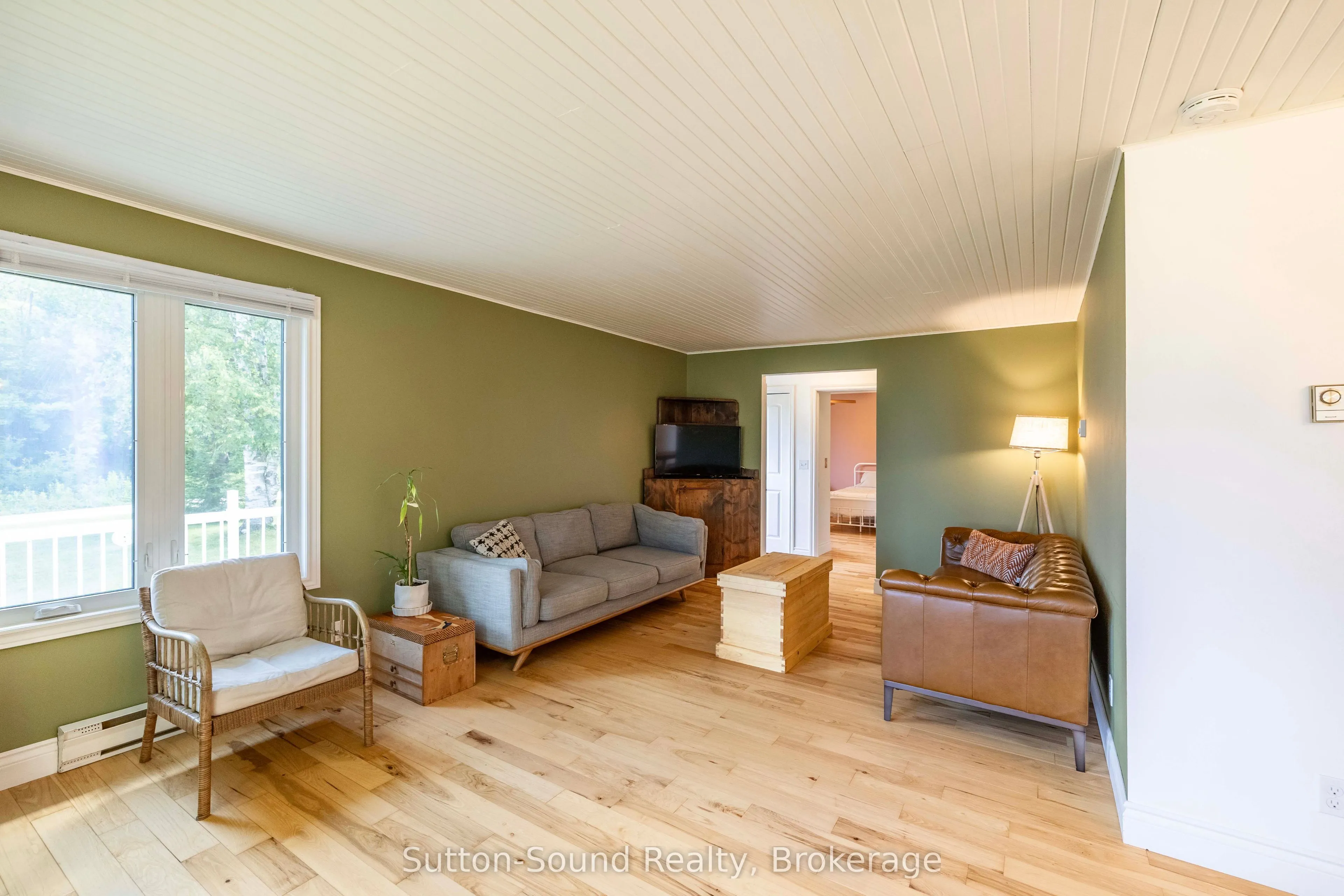 125 Paradise Bay Road