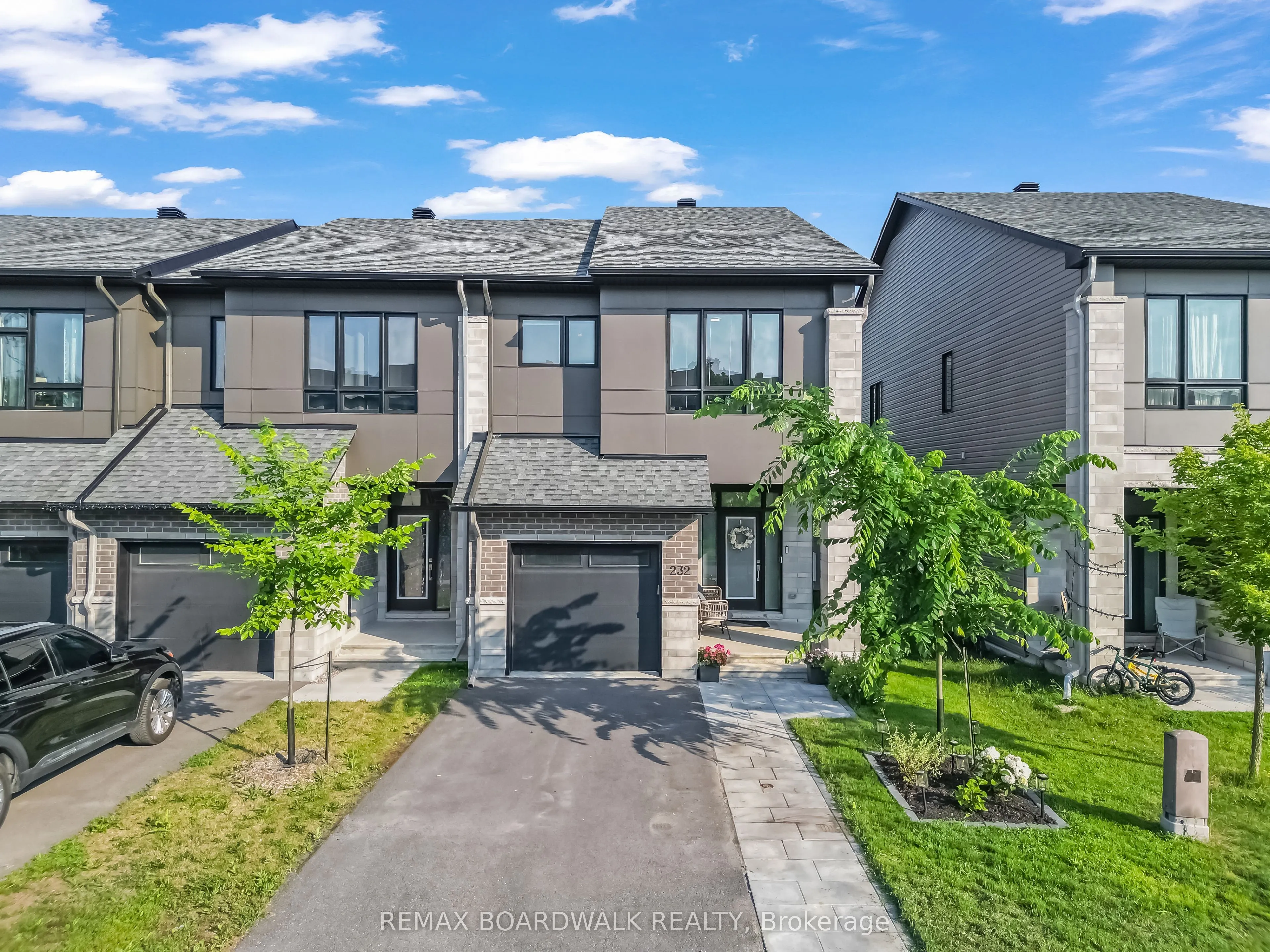 232 Bristol Crescent