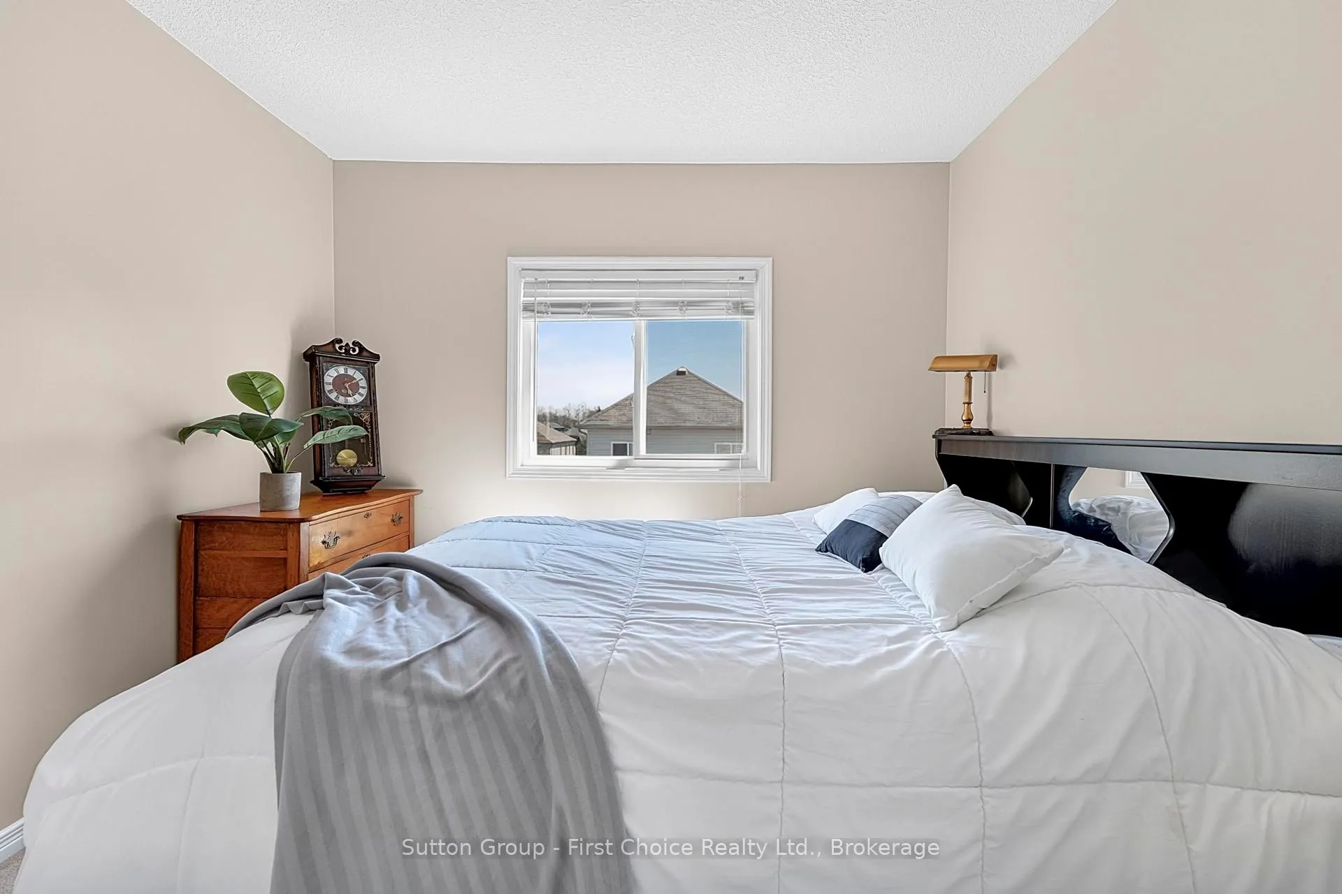 670 Reid Crescent