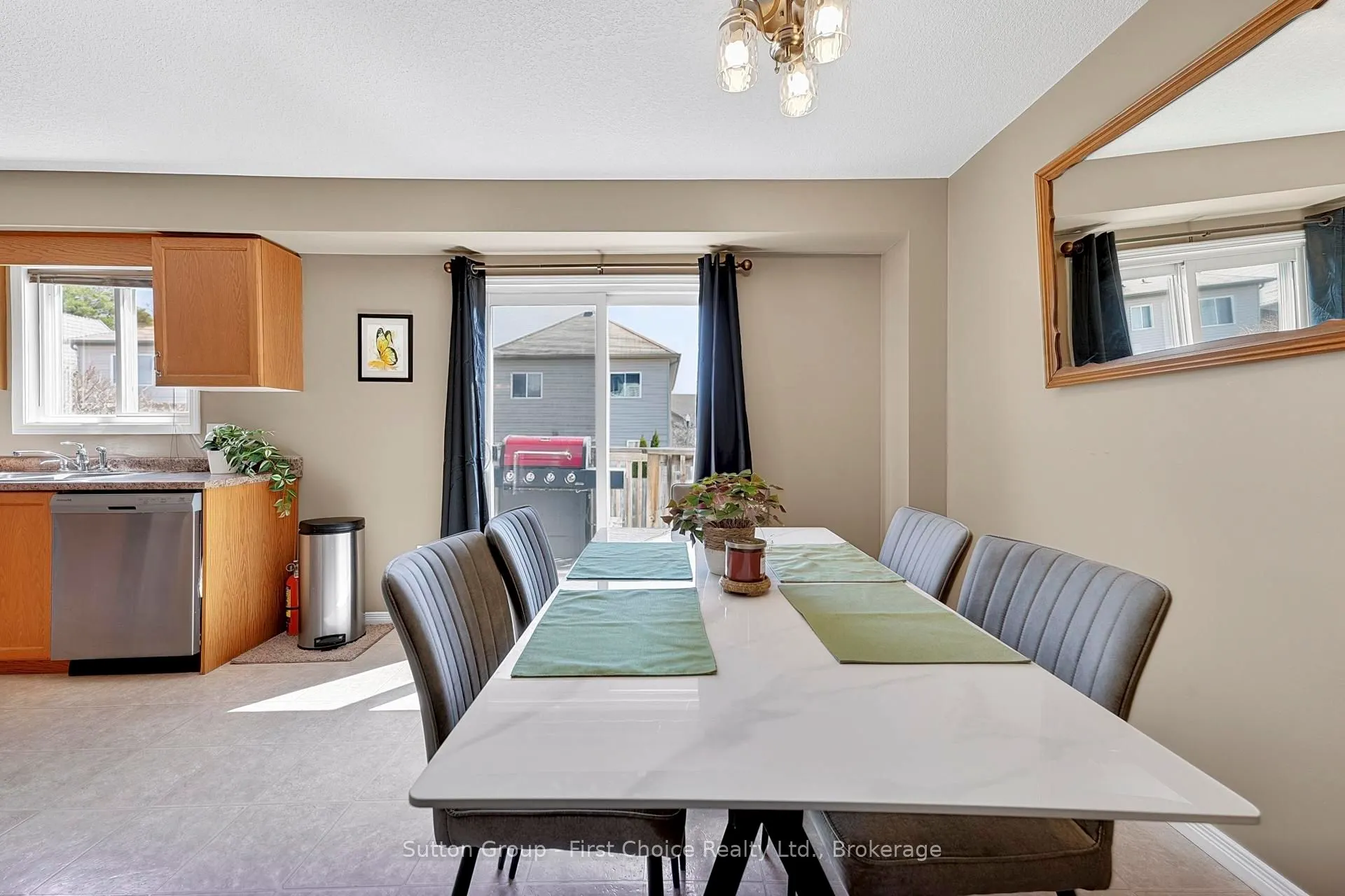 670 Reid Crescent