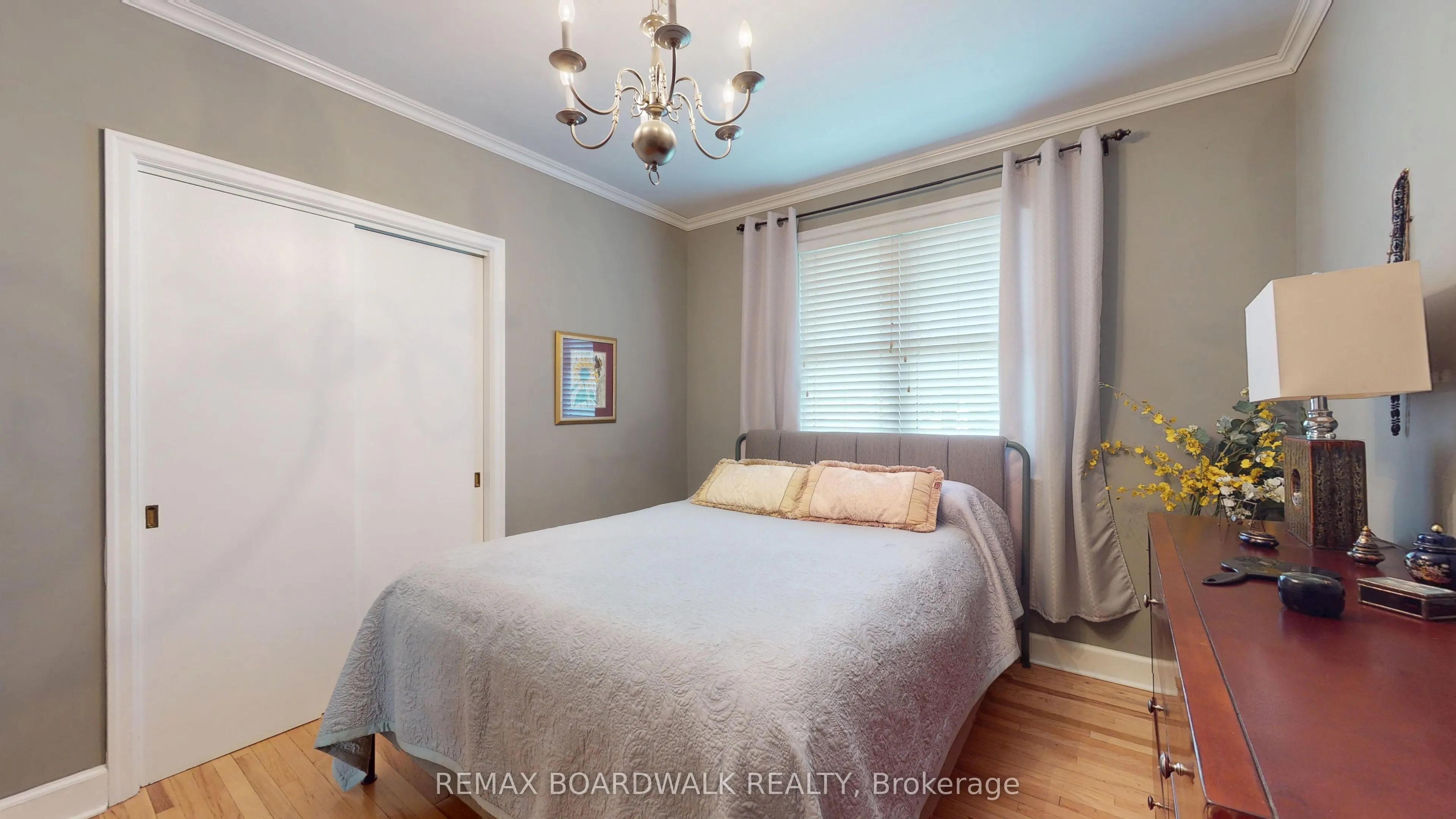 148 James Street E