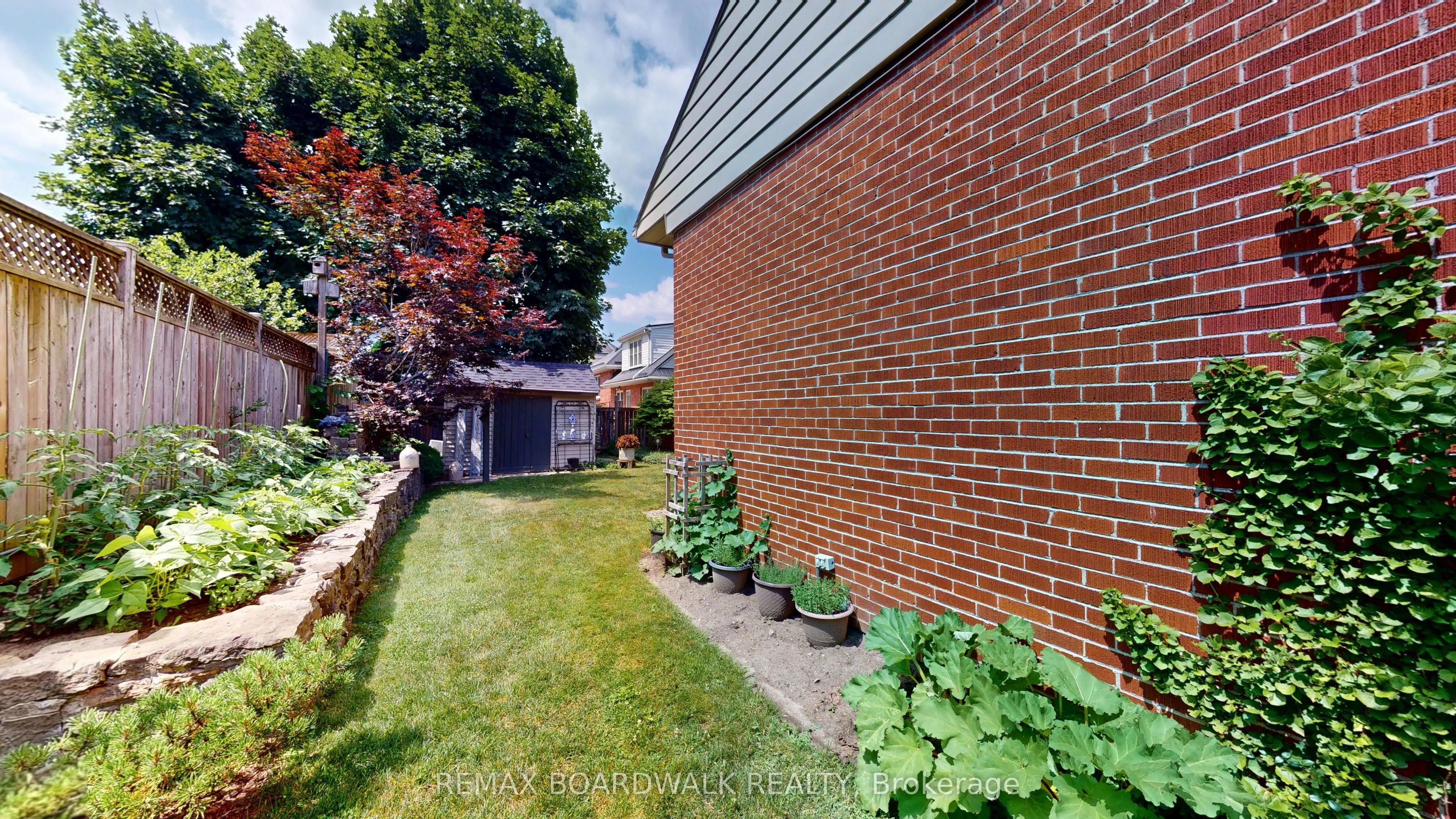 148 James Street E
