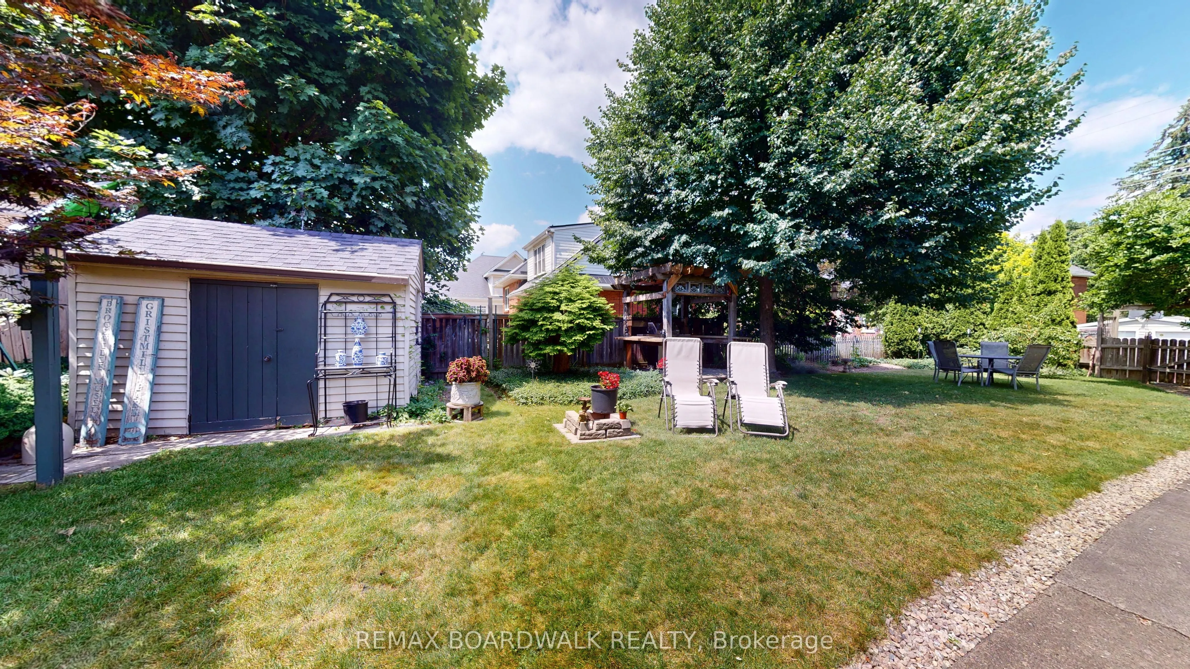 148 James Street E