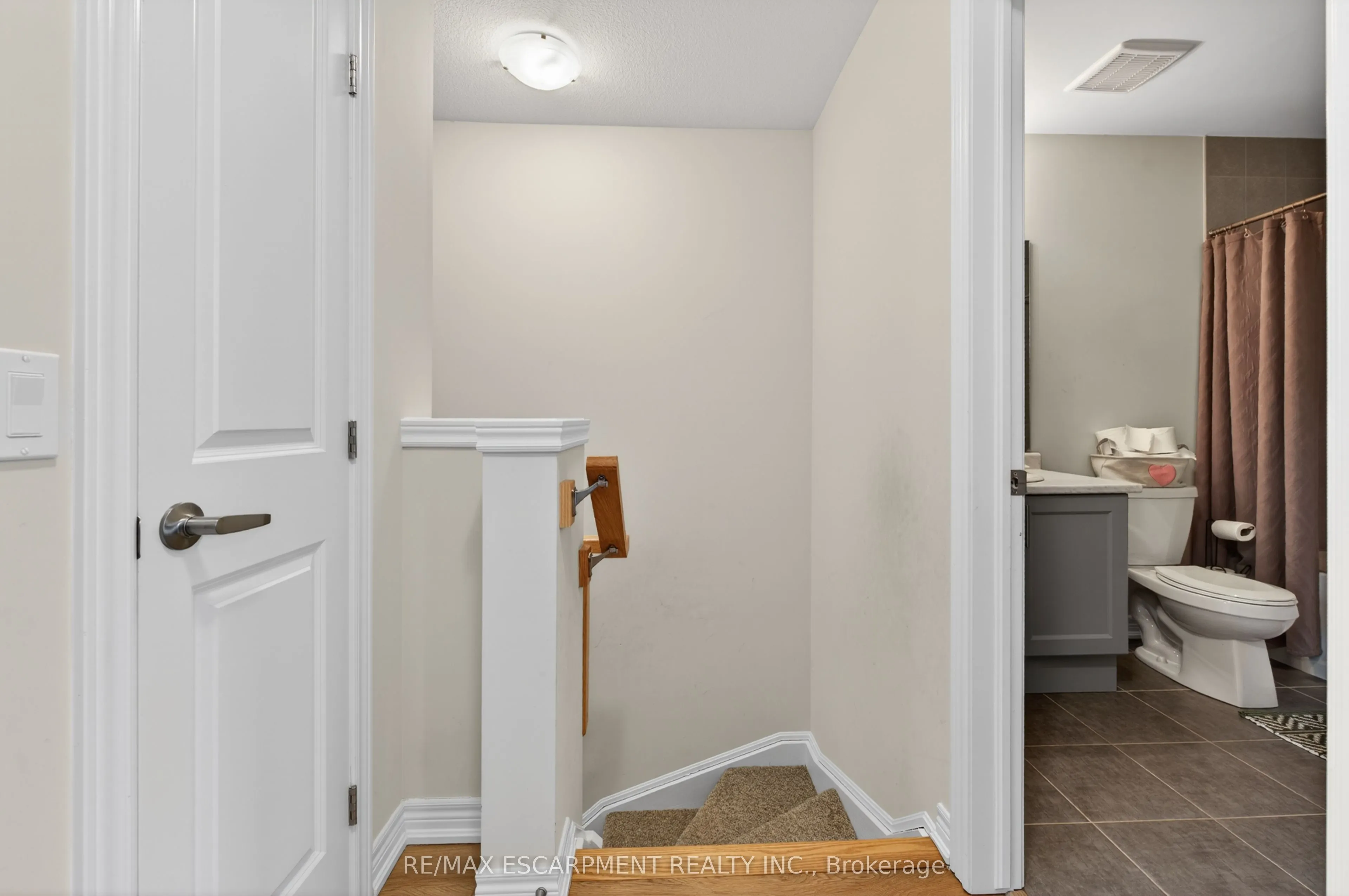 19 Picardy Drive #13