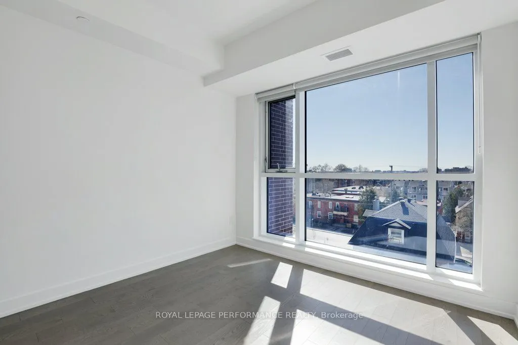 560 Rideau Street #517