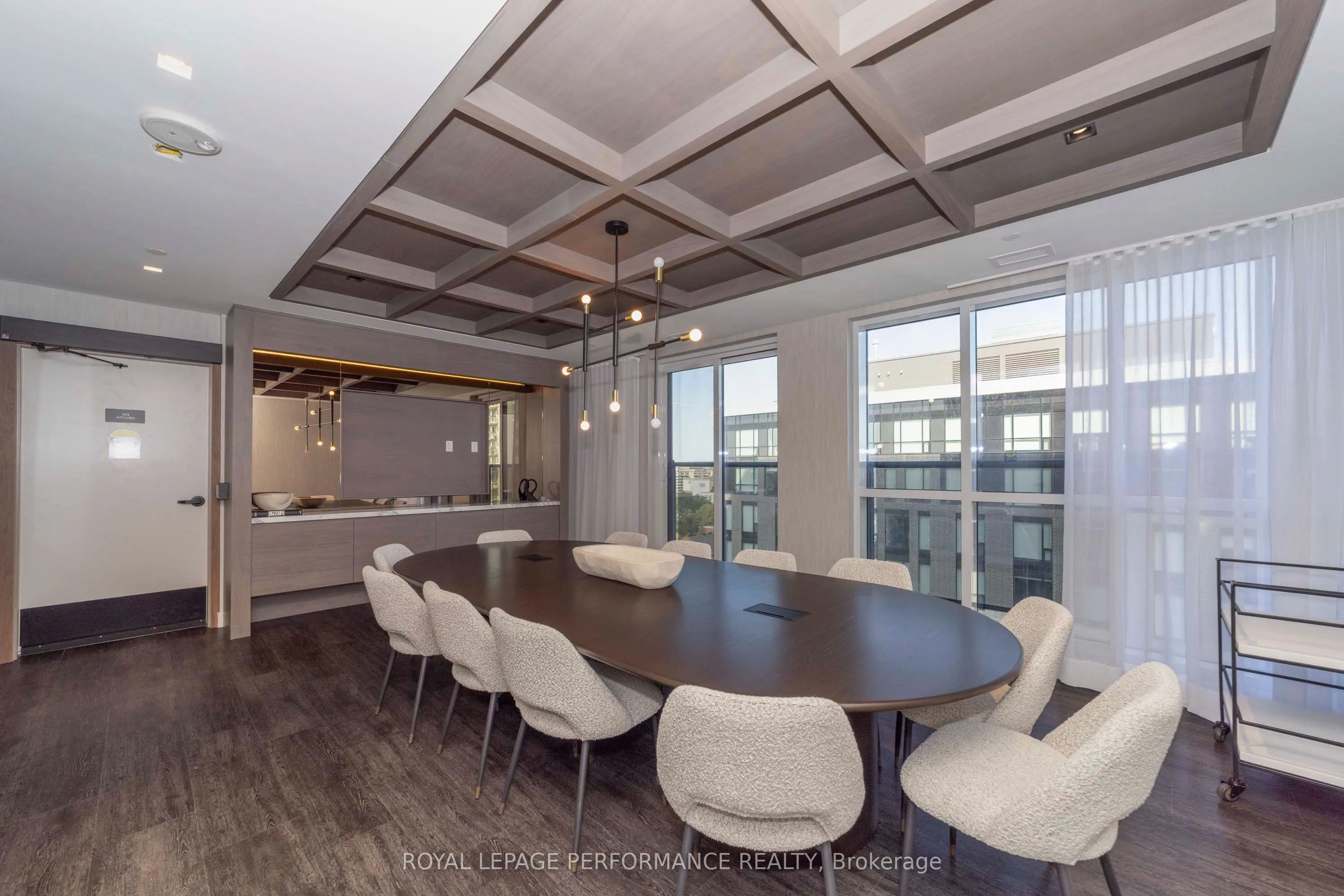 560 Rideau Street #517