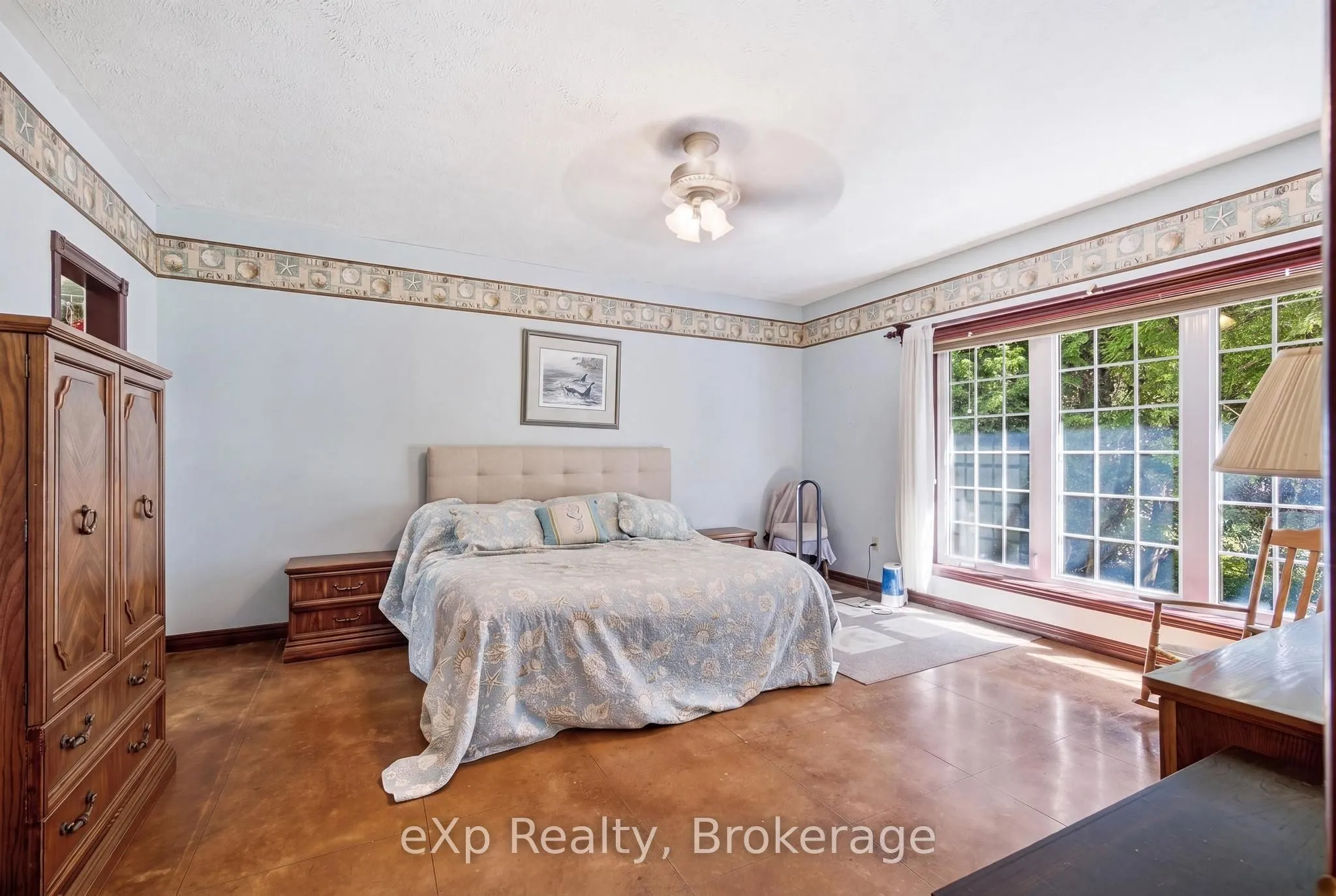 212629 Southgate 21 Side Road