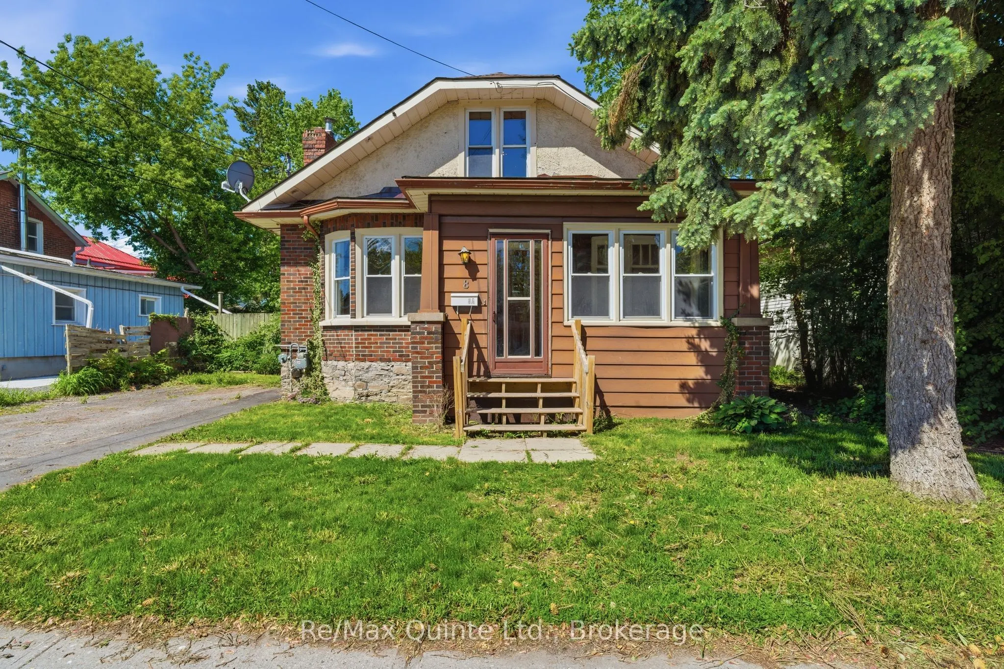 8 Dunbar Street