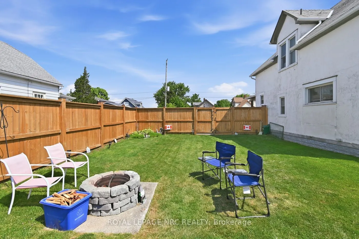 267 Killaly Street E