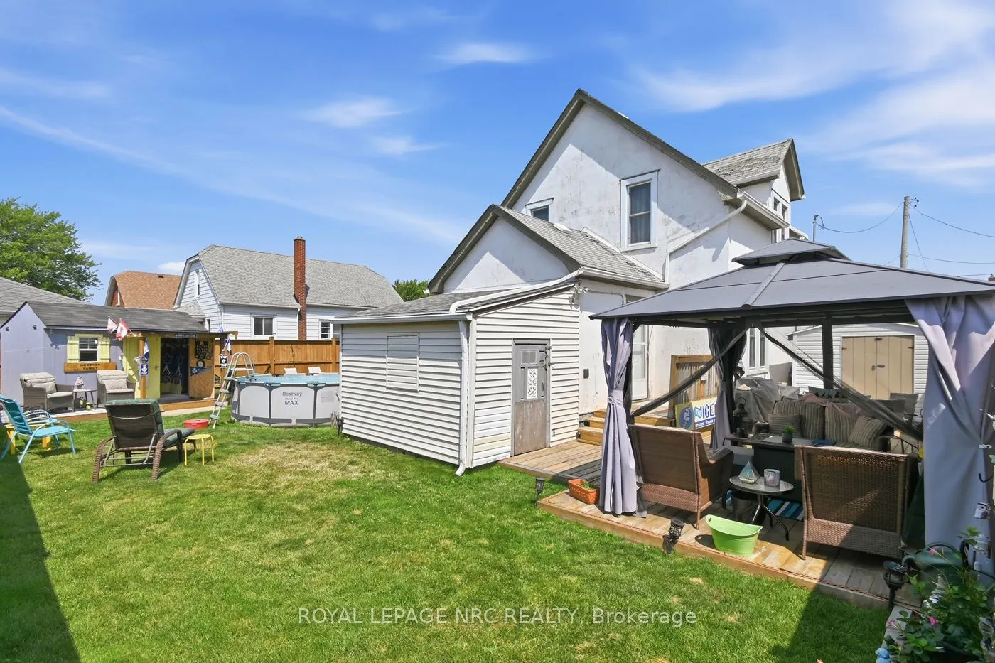 267 Killaly Street E
