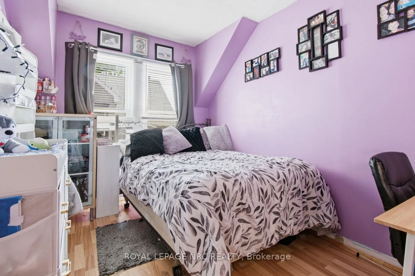 267 Killaly Street E