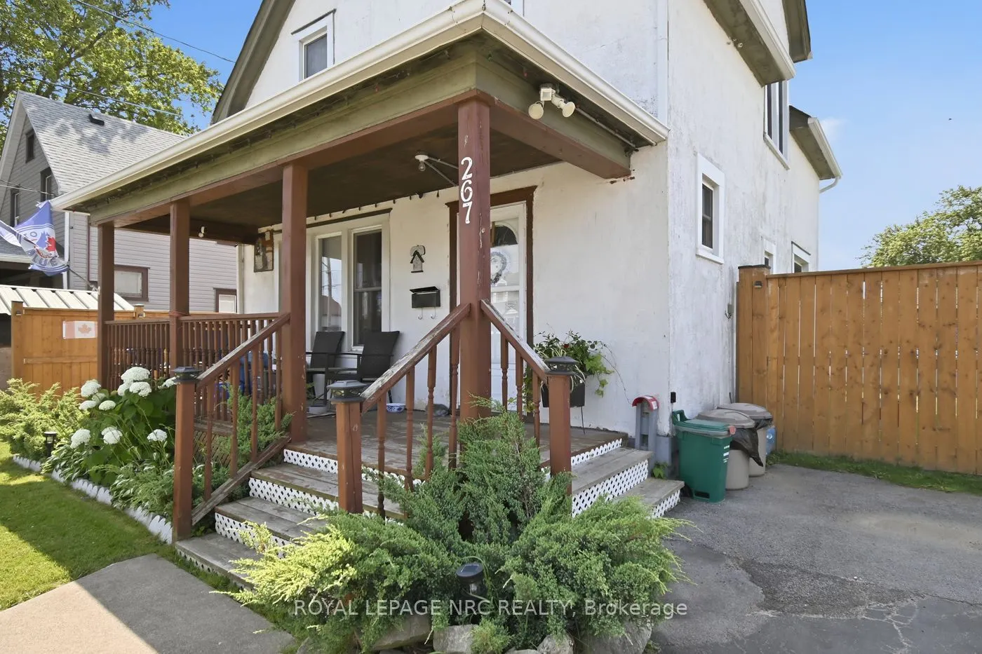 267 Killaly Street E