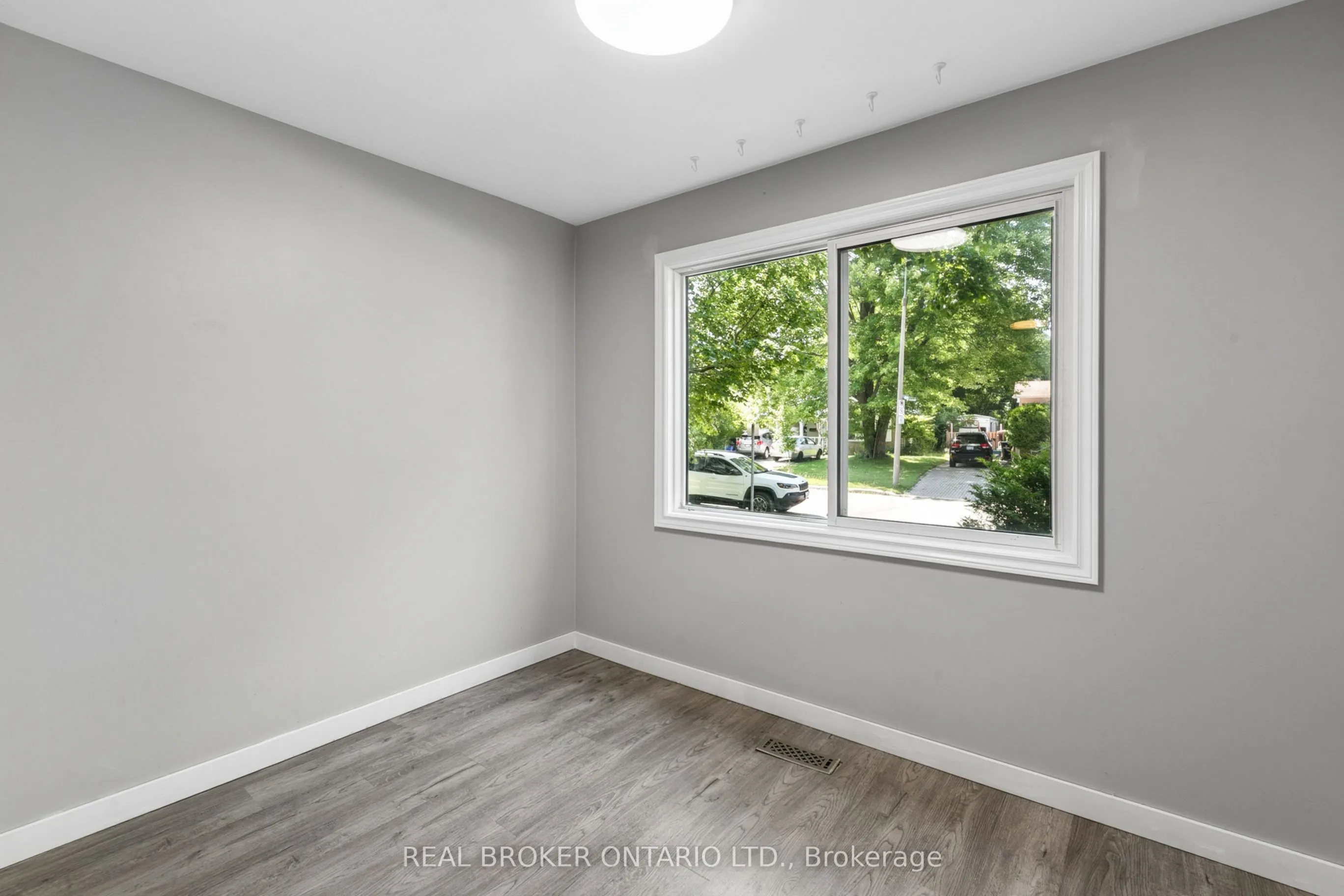 74 Helene Crescent