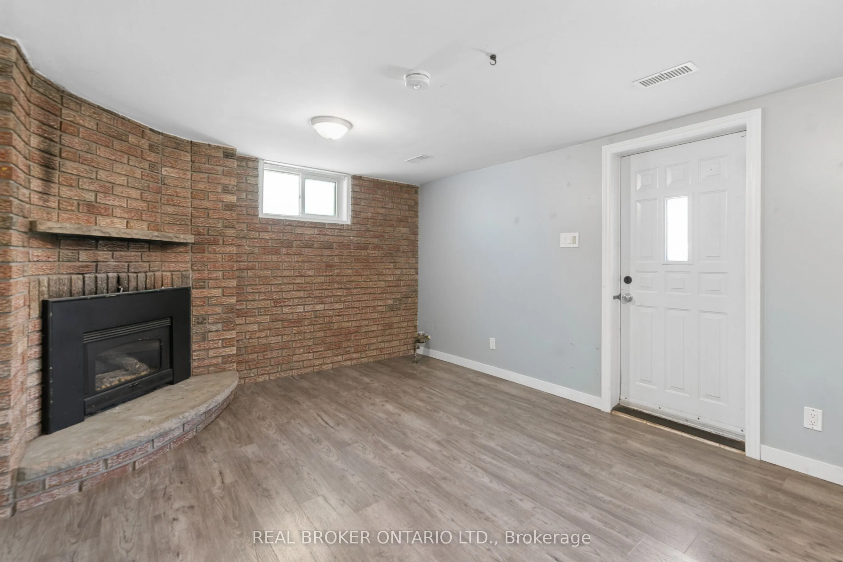 74 Helene Crescent