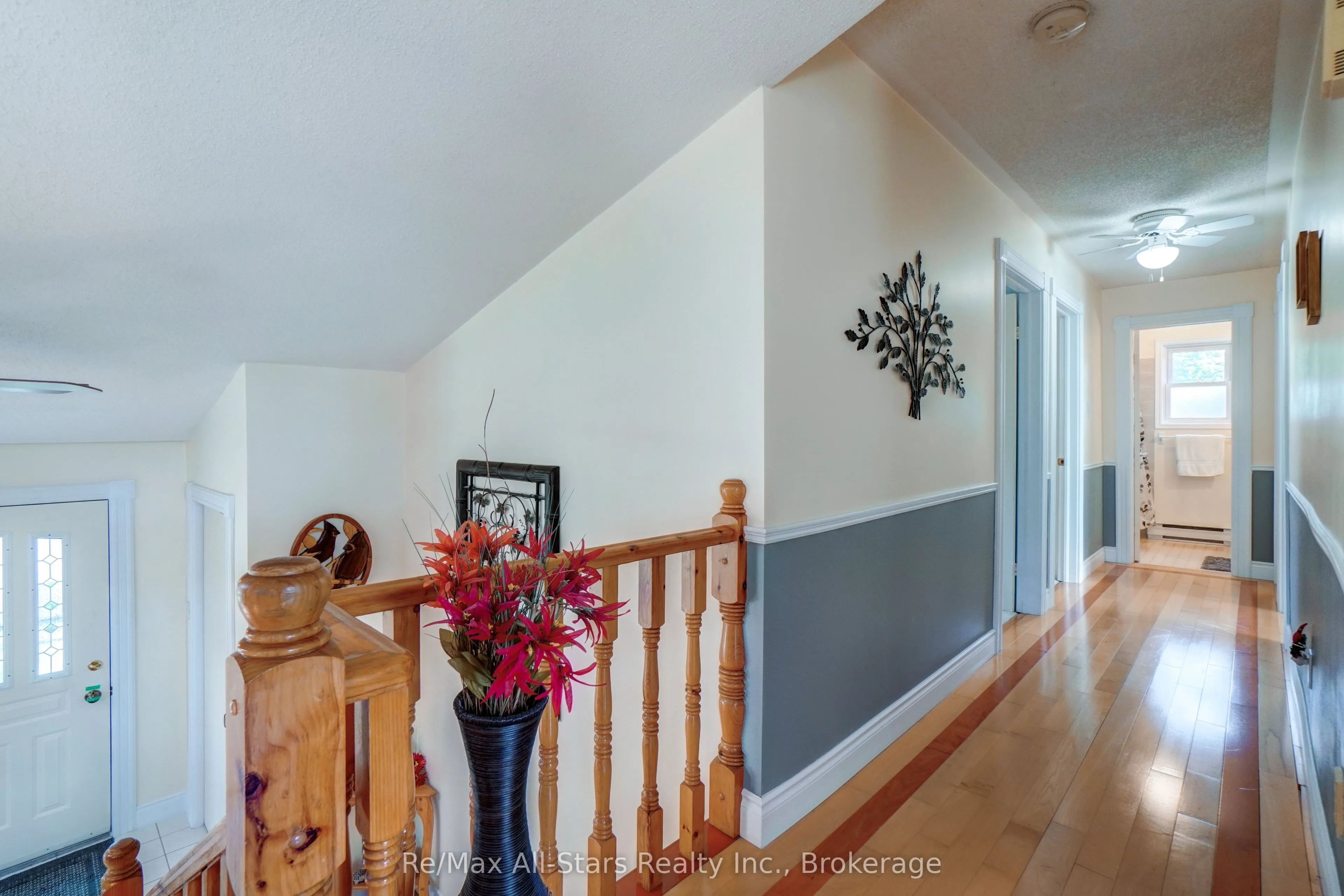 16 Cedartree Lane