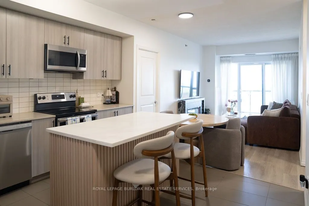 560 North Service Road #610