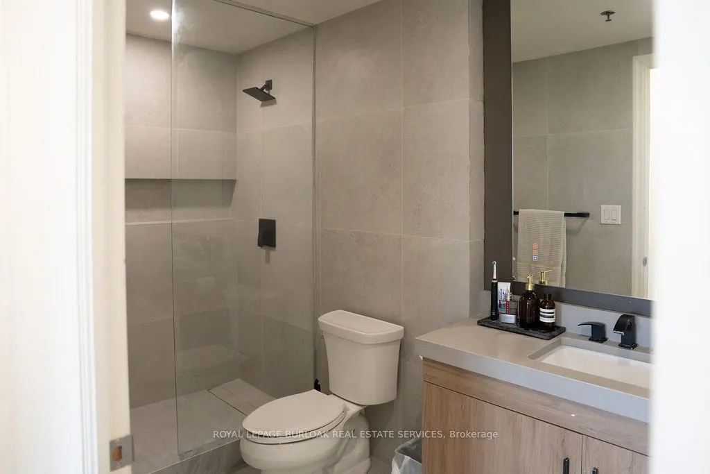 560 North Service Road #610