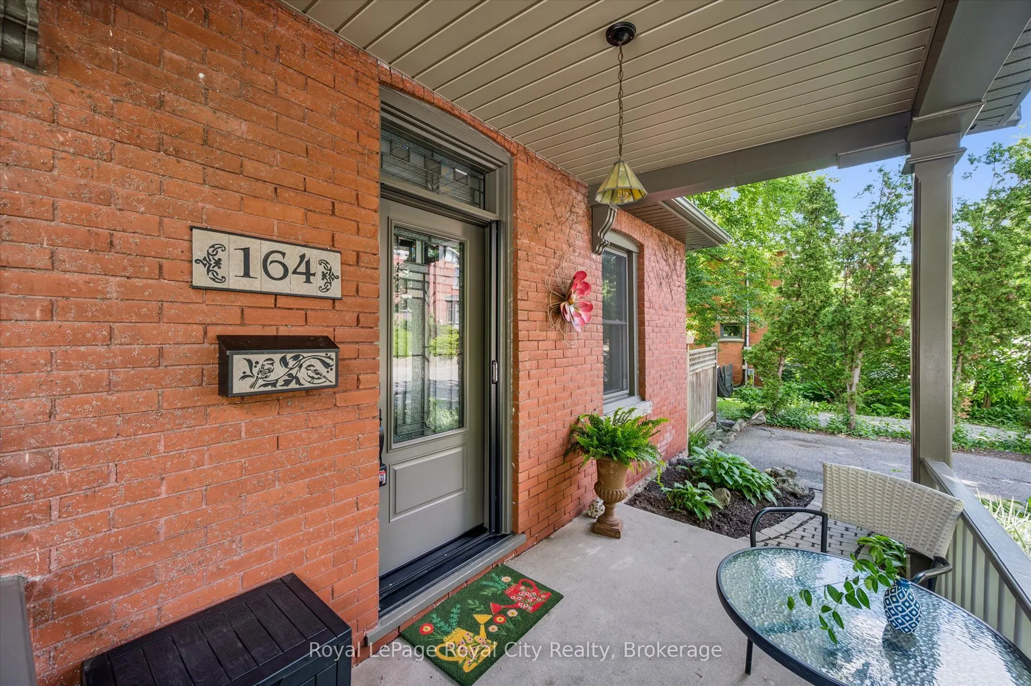 164 King Street