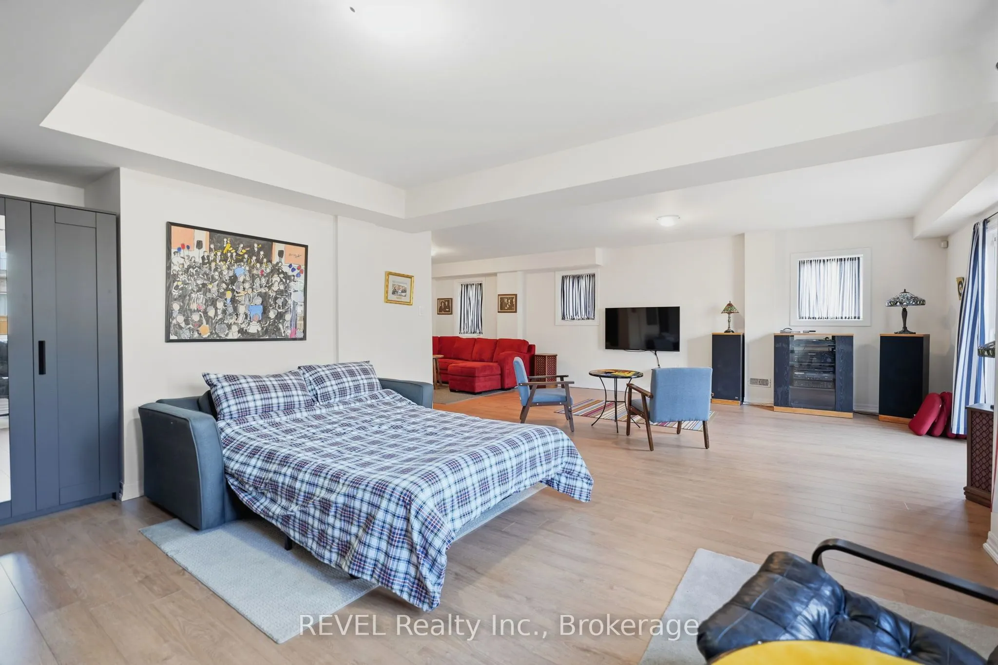 48 Cannery Drive