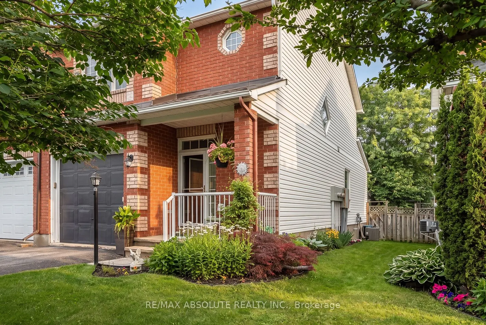 36 Chantilly Gate