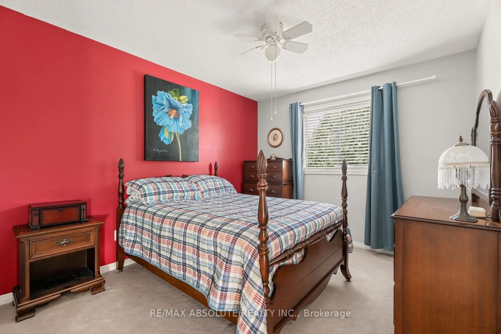 36 Chantilly Gate