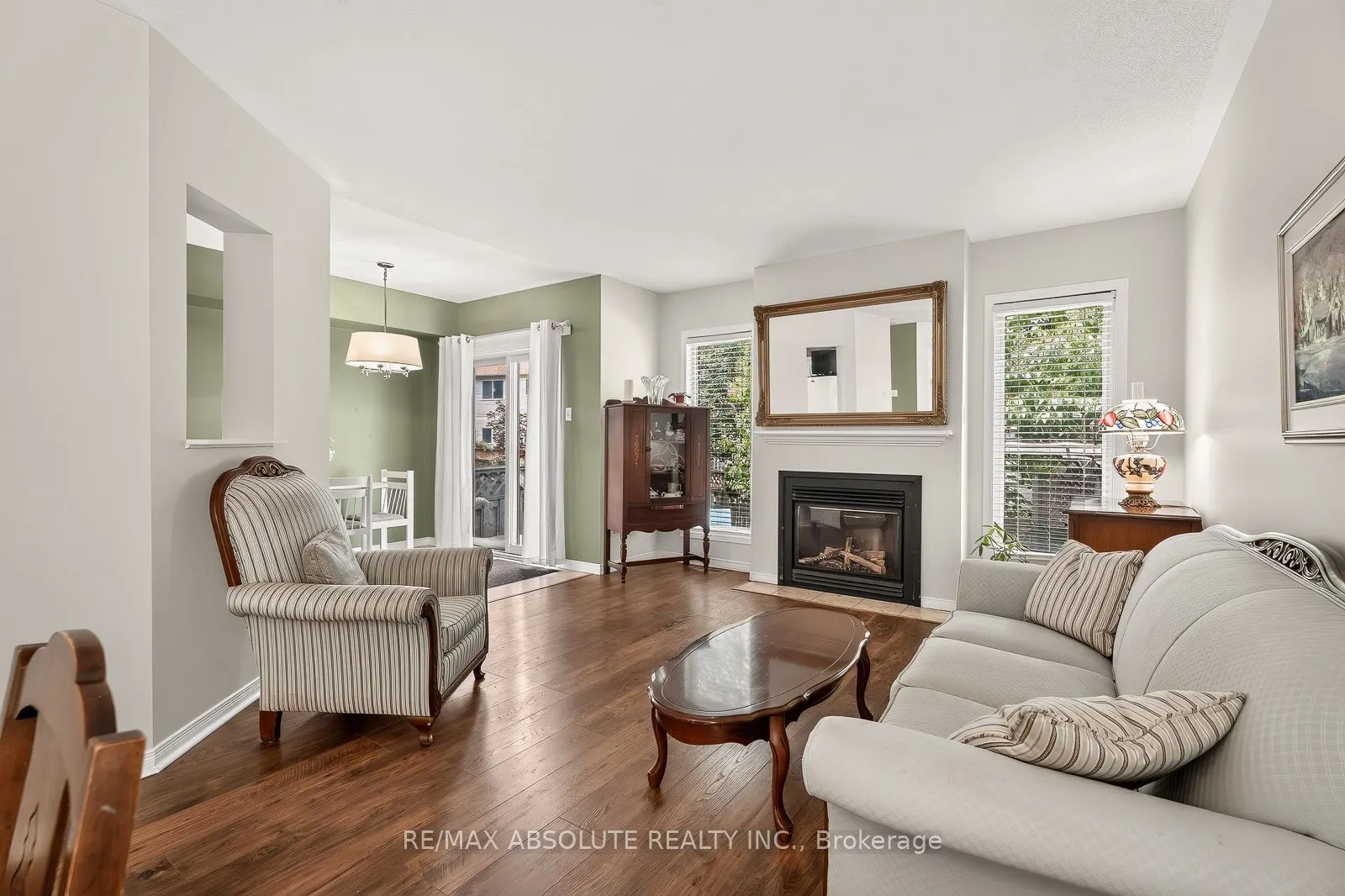 36 Chantilly Gate