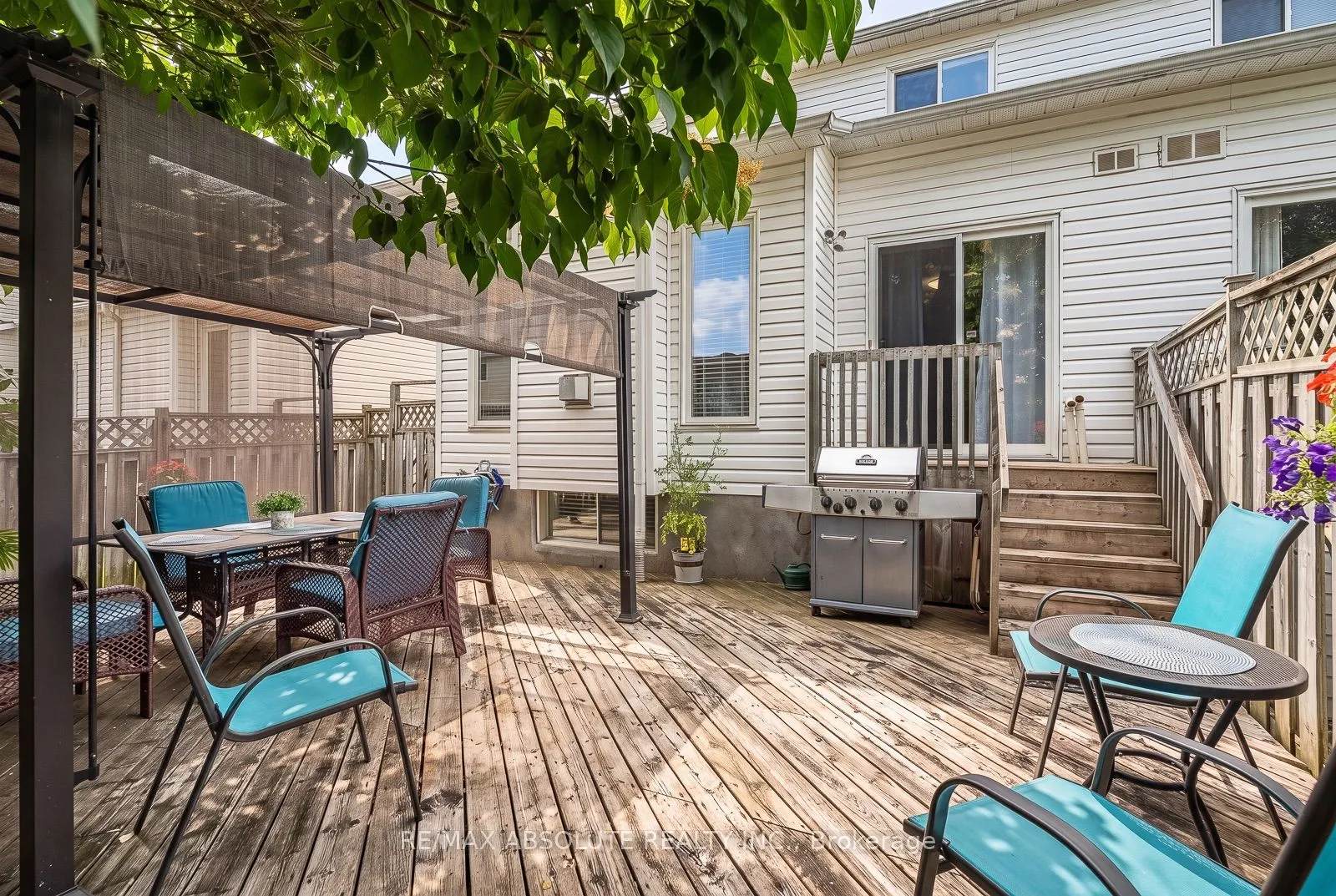 36 Chantilly Gate