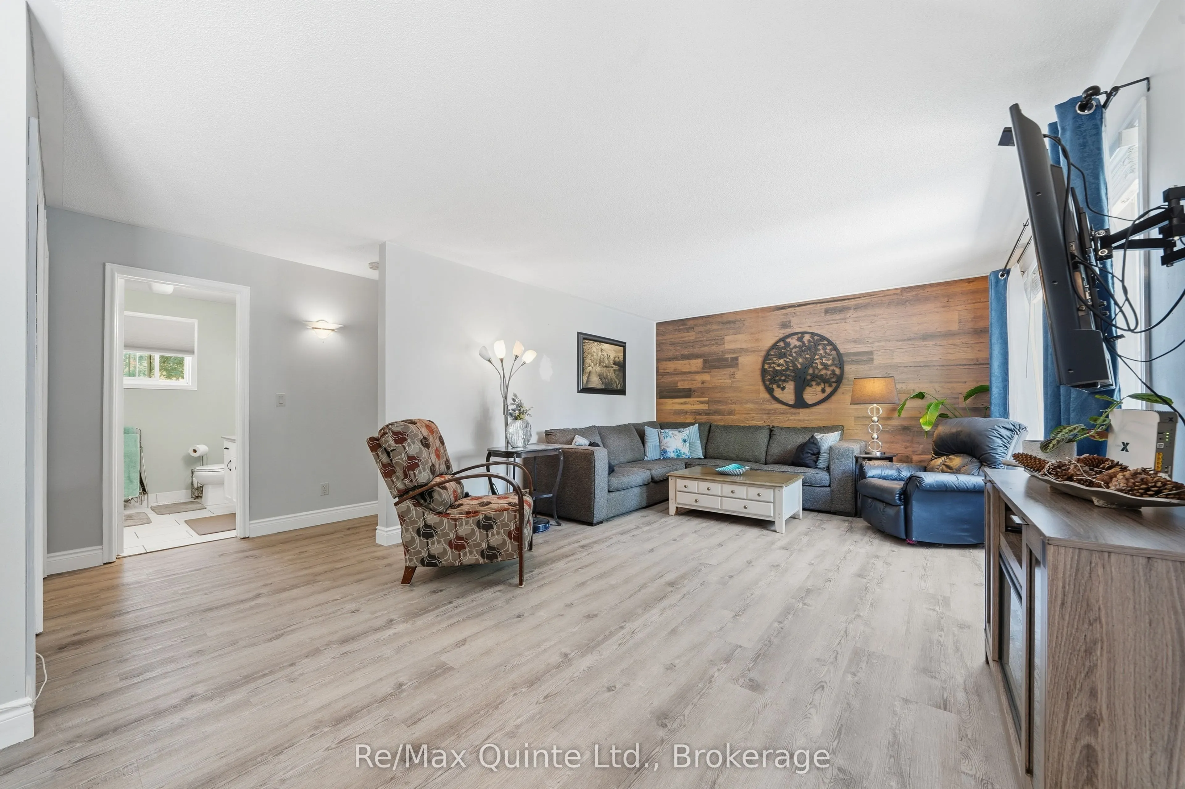 787 Frankford-Stirling Road