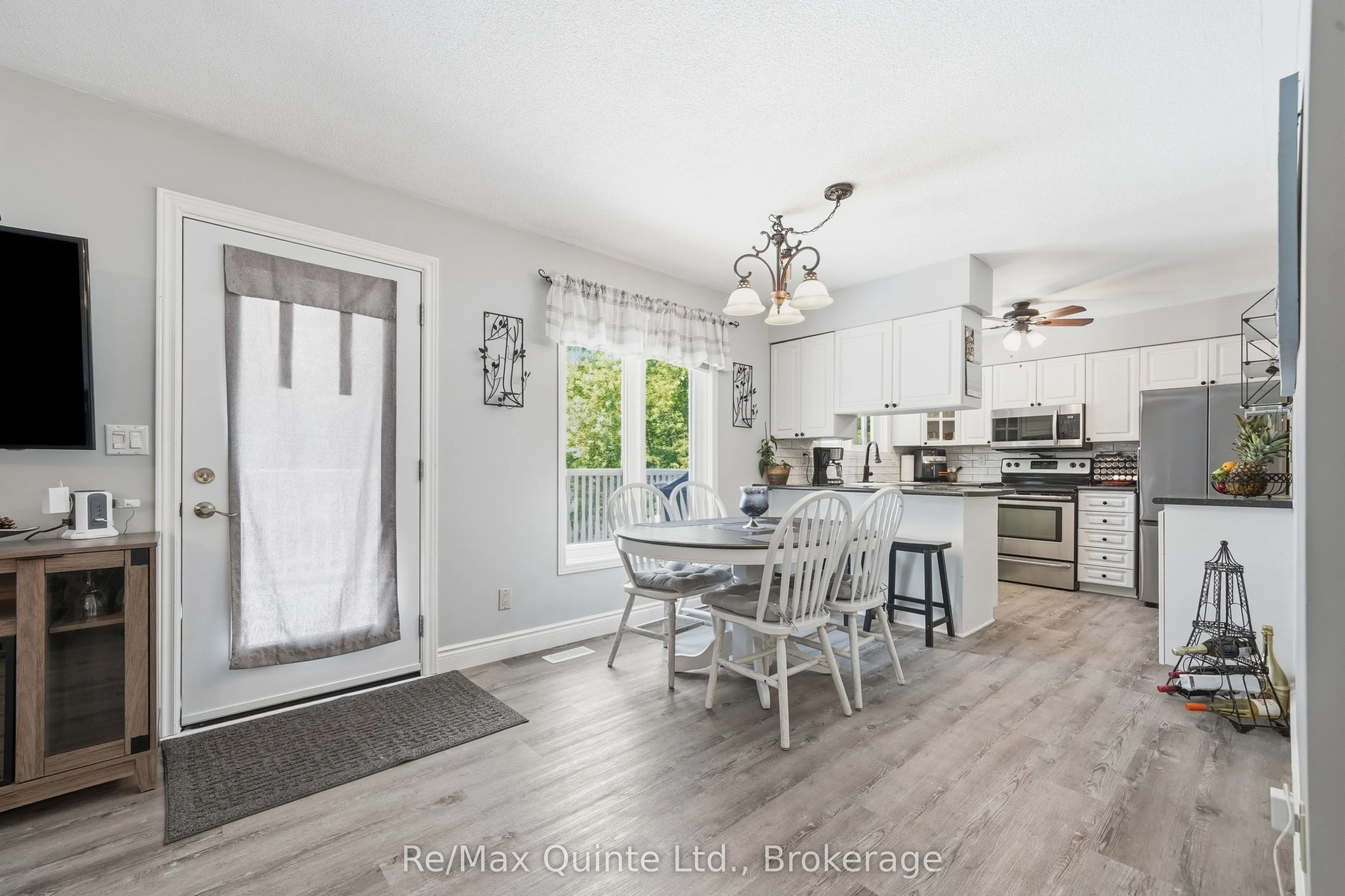 787 Frankford-Stirling Road