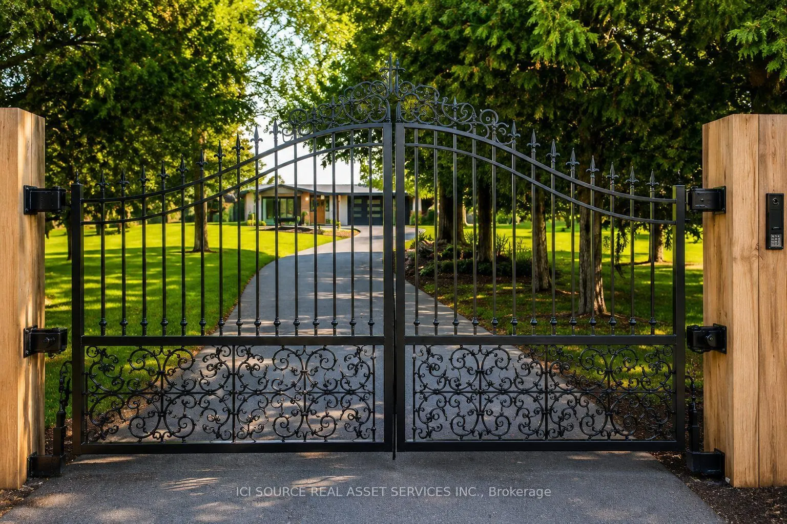 50 Oak Avenue