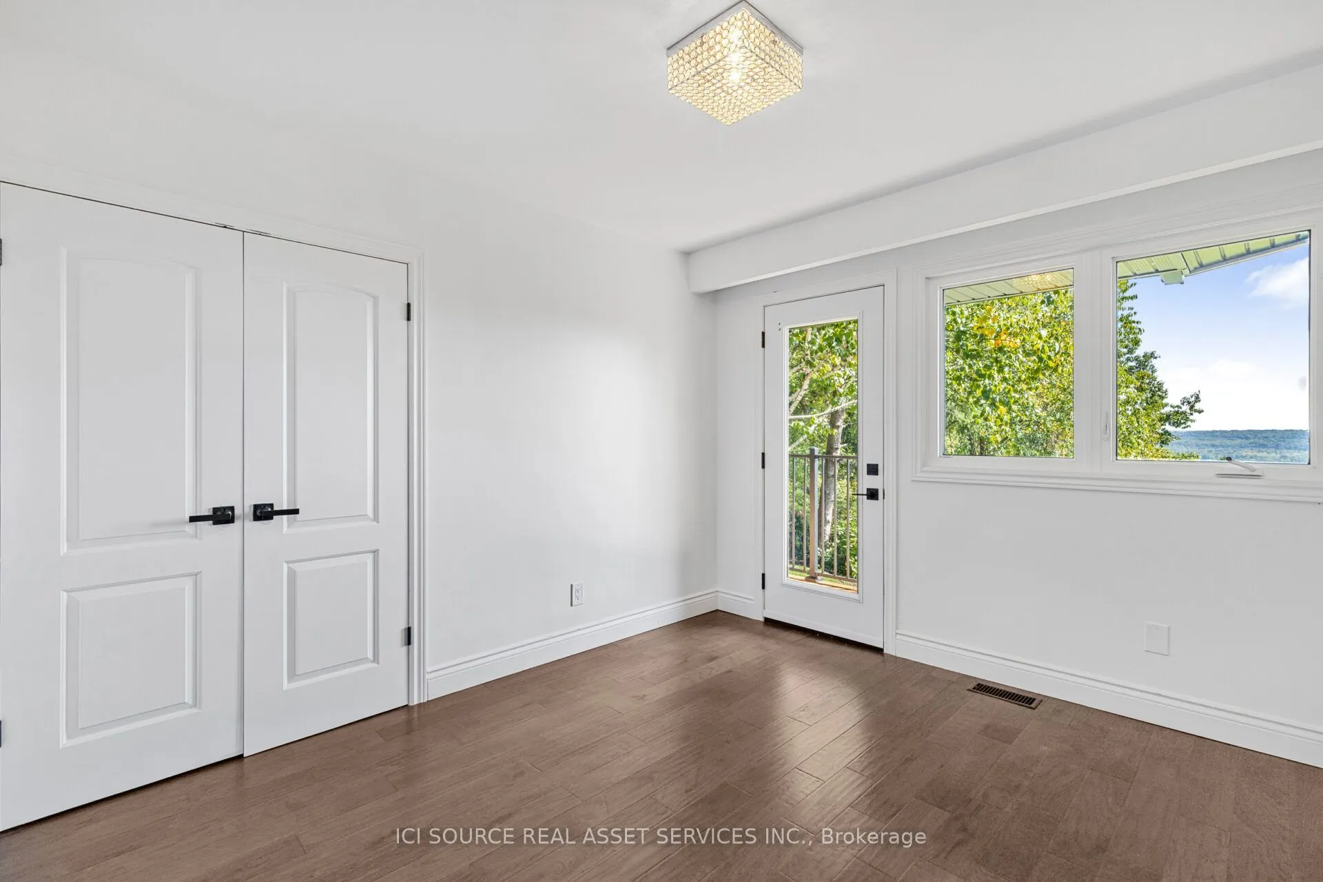 50 Oak Avenue