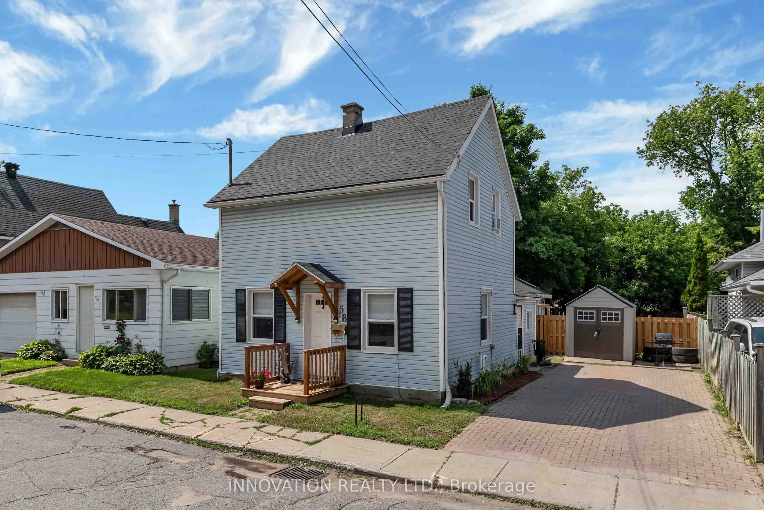 58 Russell Street N